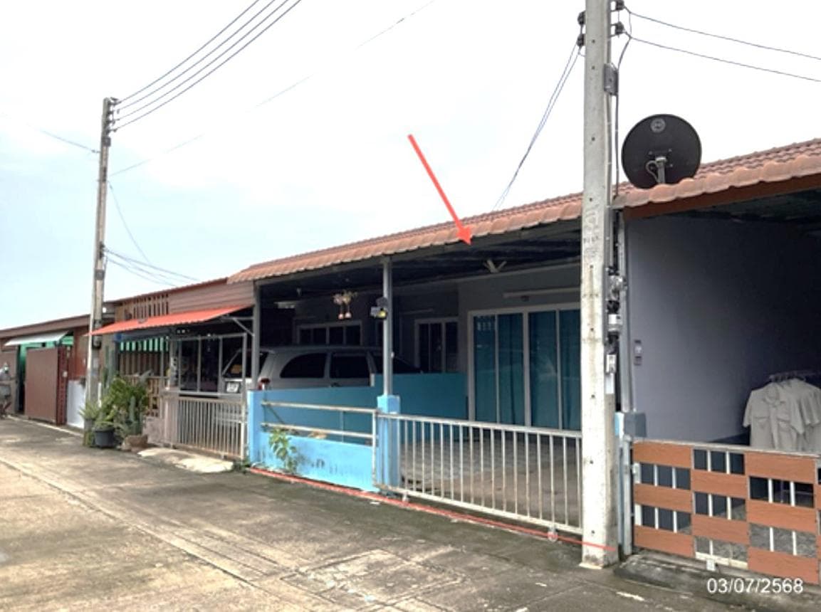 ทาวน์เฮ้าส์ นิชชารมณ์-ศรีมหาโพธิ หนองโพรง ศรีมหาโพธิ ปราจีนบุรี 2 ห้องนอน 1 ห้องน้ำ พื้นที่ 84 ตร.ม. บนที่ดิน 24 ตร.ว. ทำเลดีเดินทางสะดวก ราคาคุ้มค่าเพียง 1.6 ล้าน