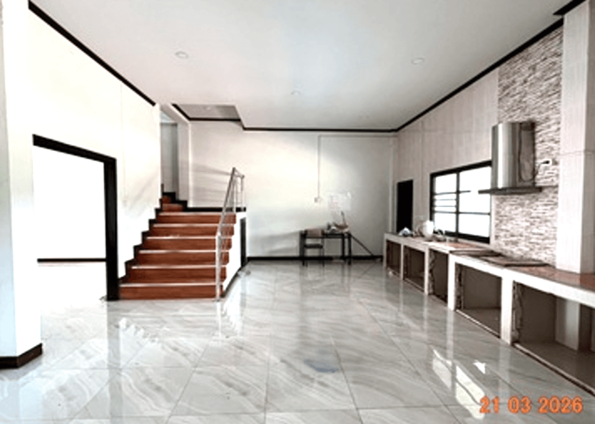 ขายอาคารพาณิชย์ งิ้วงาม เมืองอุตรดิตถ์ พื้นที่ใช้สอยจุใจ 430 ตร.ม. บนเนื้อที่ 52.5 ตร.ว. 4 ห้องนอน ทำเลศักยภาพ เหมาะทำธุรกิจ