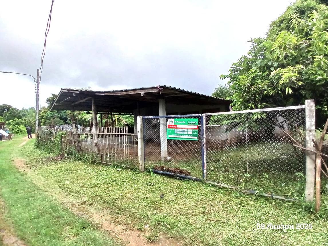 บ้านเดี่ยว ล้อมแรด เถิน ลำปาง พื้นที่ 42 ตร.ว. 2 ห้องนอน ราคาคุ้มค่า