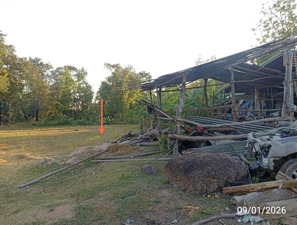 บ้านเดี่ยว ตรวจ ศรีณรงค์ สุรินทร์ 1 ห้องนอน พื้นที่ 56 ตร.ม. บนที่ดิน 31.7 ตร.ว. ทำเลสงบ บรรยากาศเป็นกันเอง ราคาไม่ถึงห้าแสน