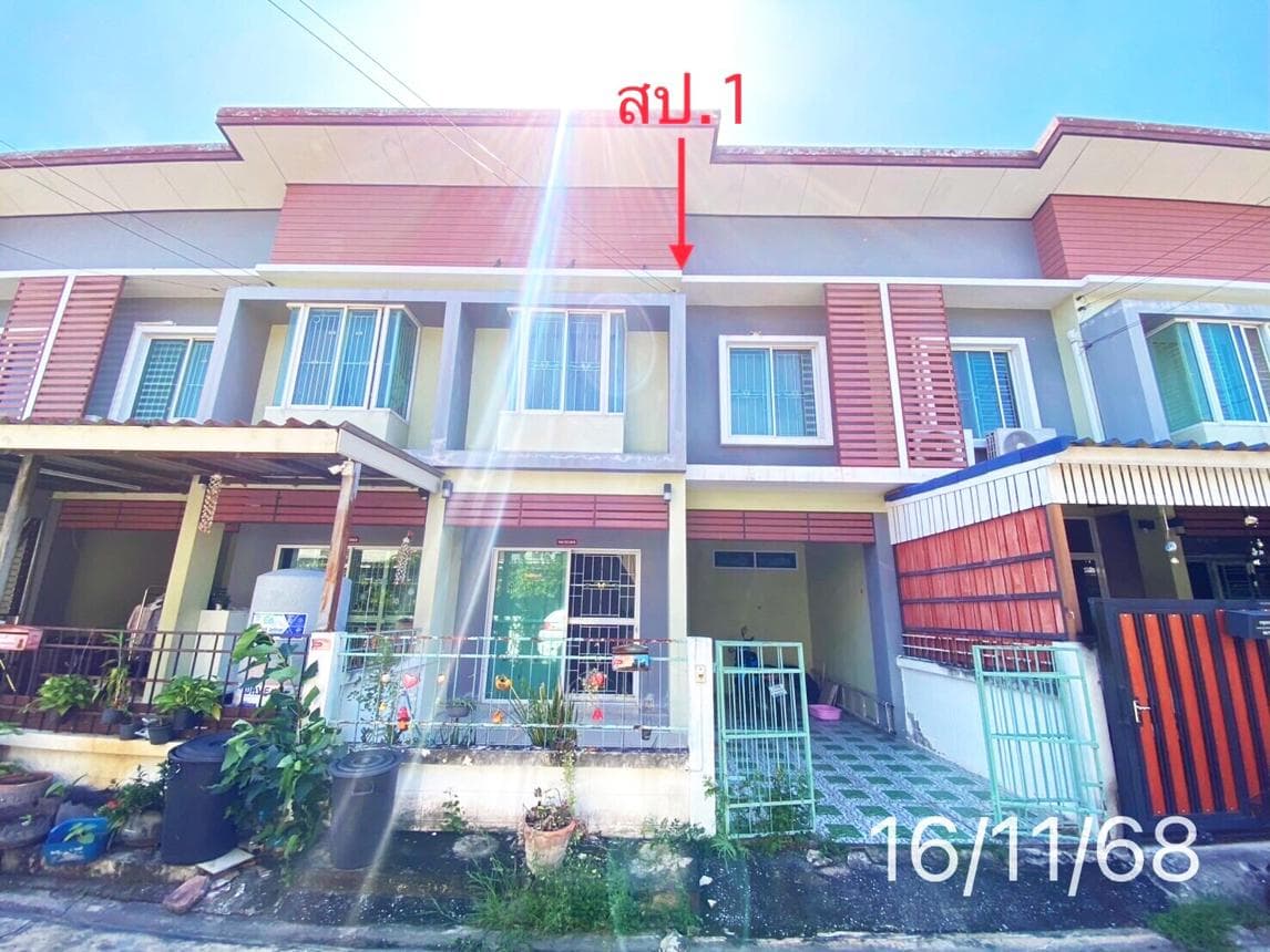 ทาวน์เฮ้าส์ บัวทองธานี 15 บางบัวทอง นนทบุรี 3 ห้องนอน 2 ห้องน้ำ 108 ตร.ม. ทำเลดี เดินทางสะดวก ใกล้รถไฟฟ้าและห้างสรรพสินค้า