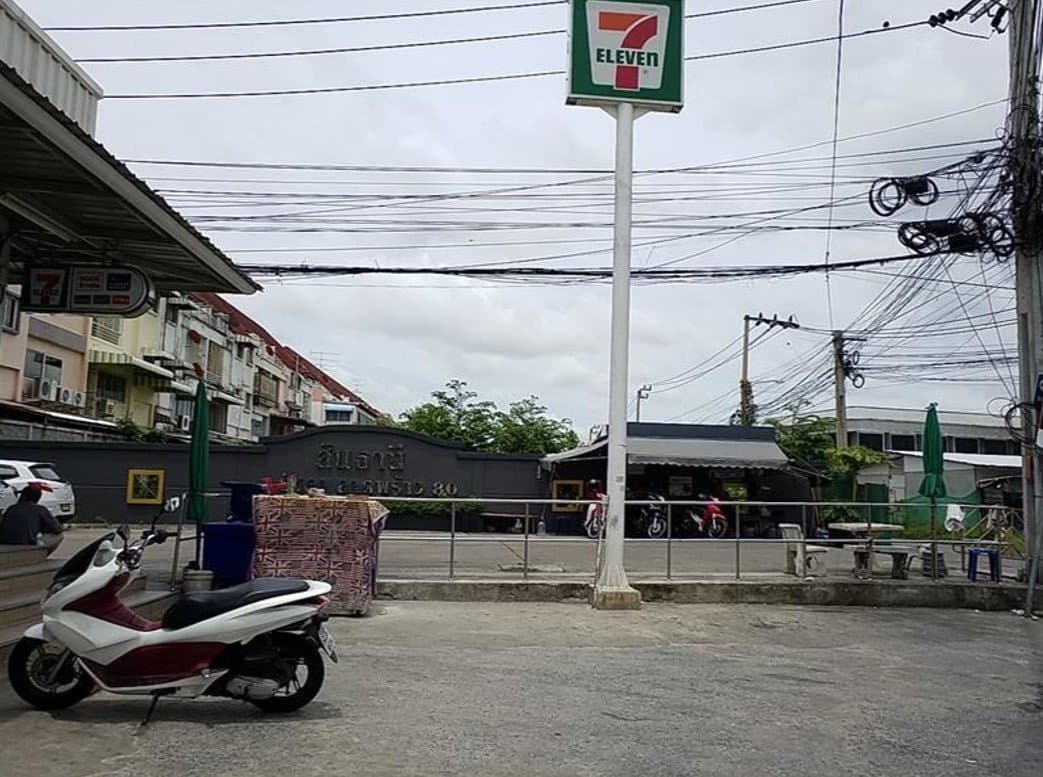 ทาวน์เฮ้าส์ สินธานี รัชดา-ลาดพร้าว 80 วังทองหลาง