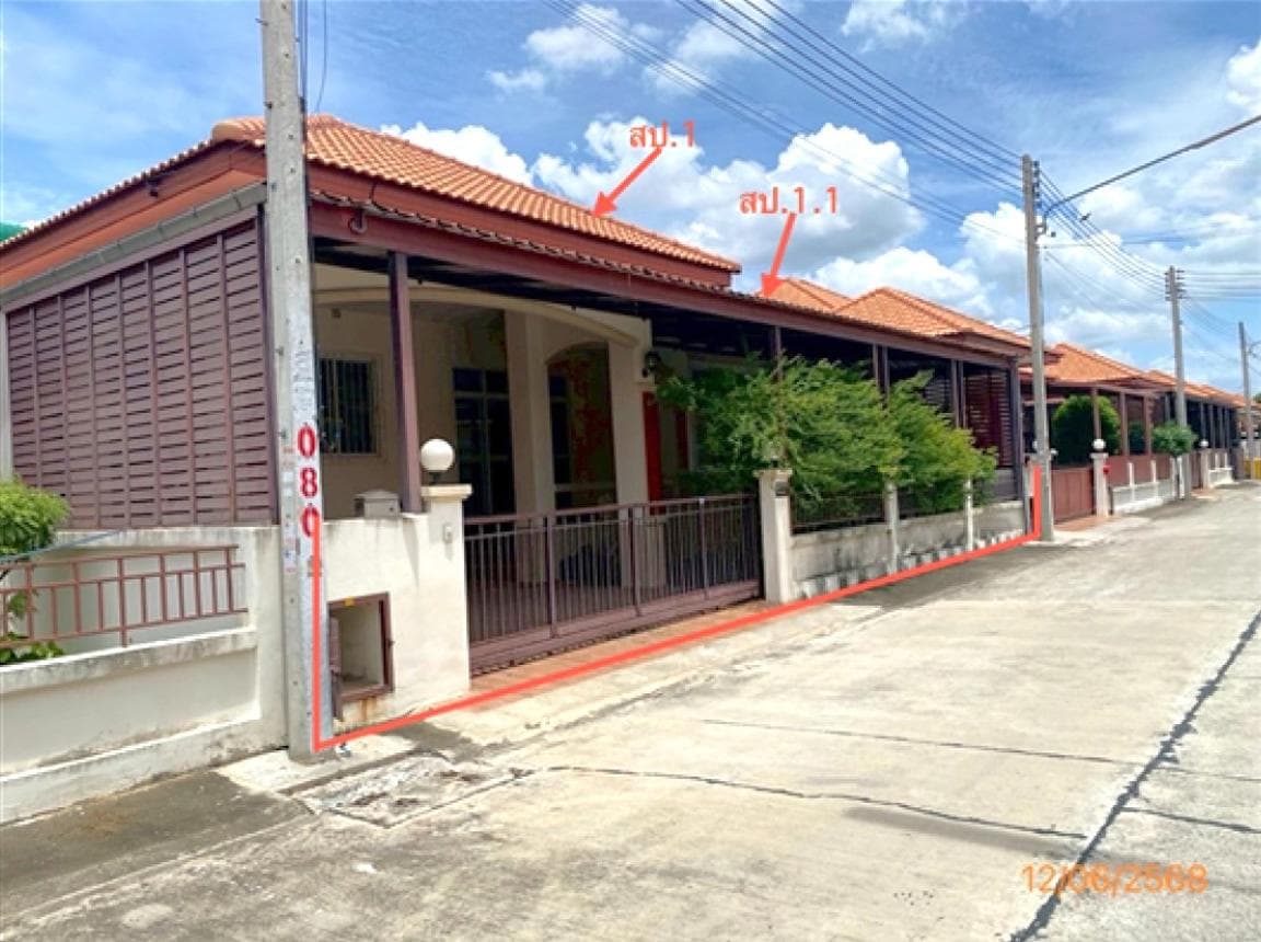 ขายบ้านเดี่ยว บ้านฐานมั่นคง โครงการ 10 เอราวัณ 8 คลองสอง คลองหลวง 3 ห้องนอน 2 ห้องน้ำ พื้นที่ 63.8 ตร.ว. ทำเลดี เดินทางสะดวก