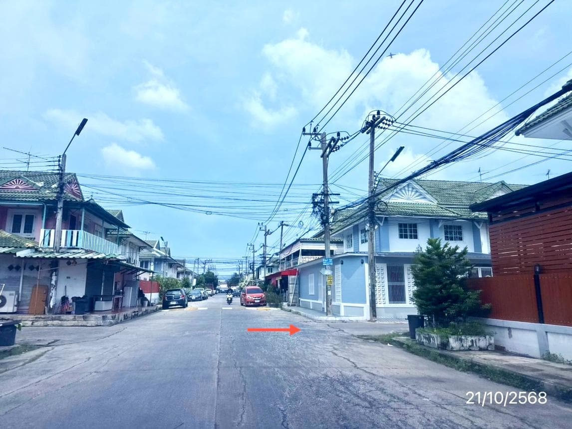 ทาวน์โฮม บ้านพฤกษา 12 (Baan Pruksa 12) คลองสาม-คลองหลวง 2 ห้องนอน พื้นที่กว้าง 26.9 ตร.ว. สเปซจัดเต็ม