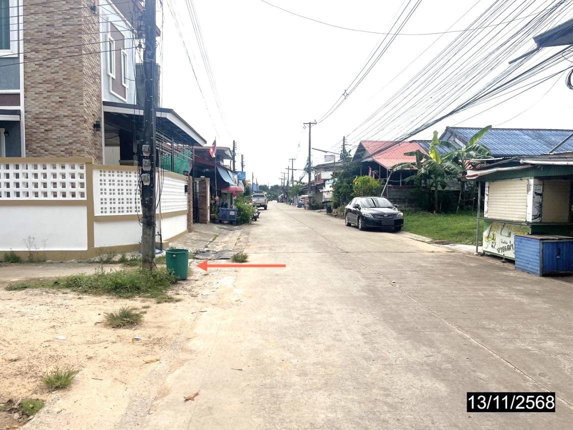 บ้านเดี่ยว หลุบ เมืองกาฬสินธุ์ กาฬสินธุ์ พื้นที่ 43.4 ตร.ว. พื้นที่ใช้สอย 204 ตร.ม. 2 ห้องนอน 1 ห้องน้ำ