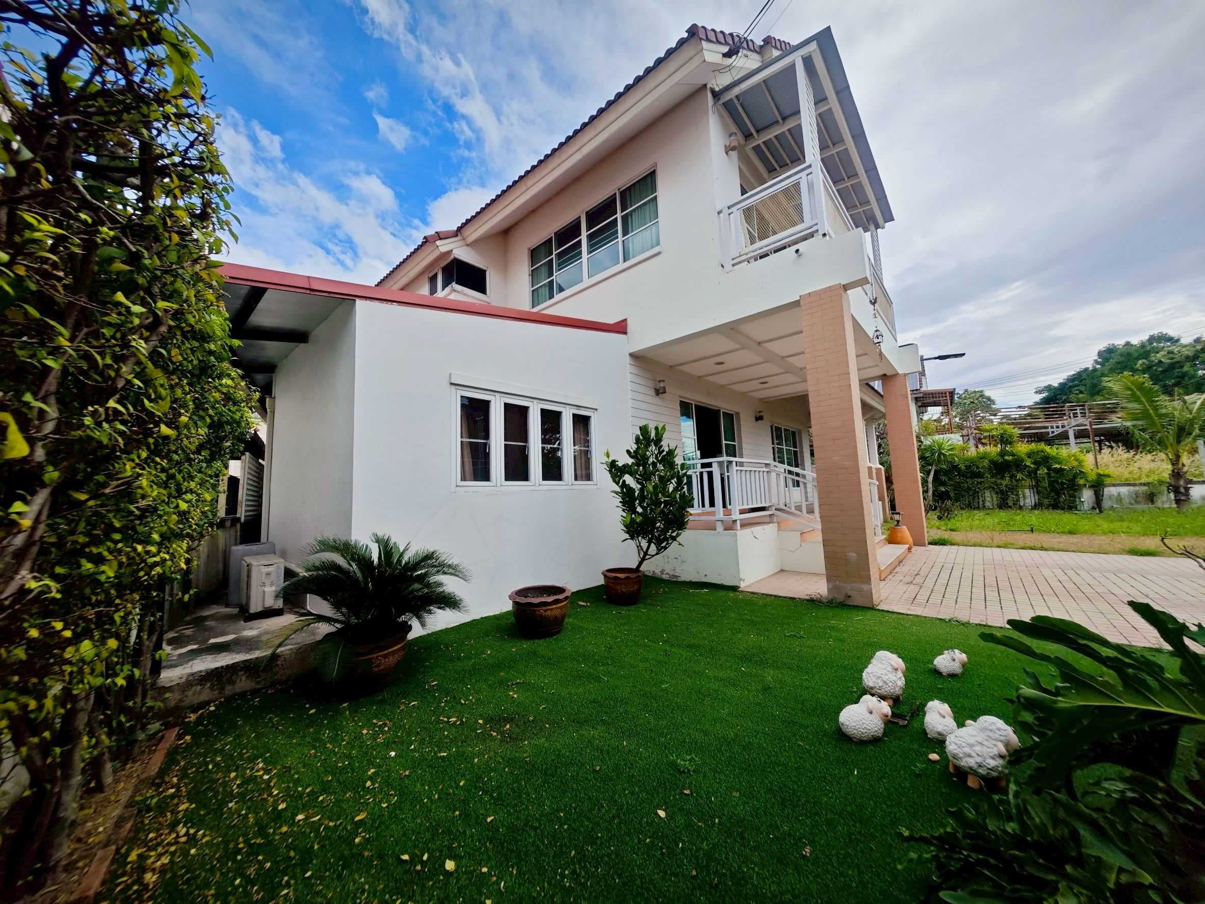 ขายพร้อมผู้เช่า บ้านเดี่ยว Country Home 3 Sriracha Chonburi (คันทรีโฮม 3 ศรีราชา ชลบุรี) 159 ตรว 168 ตรม 4 นอน ใกล้ มอเตอร์เวย์
