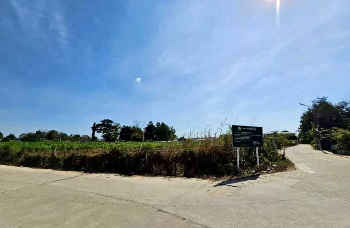 ขายที่ดินแปลงใหญ่ 11-2-93 ไร่ ผังส้ม ทำเลศักยภาพ ใกล้ Ocean Marina Resort พัทยา–จอมเทียน
