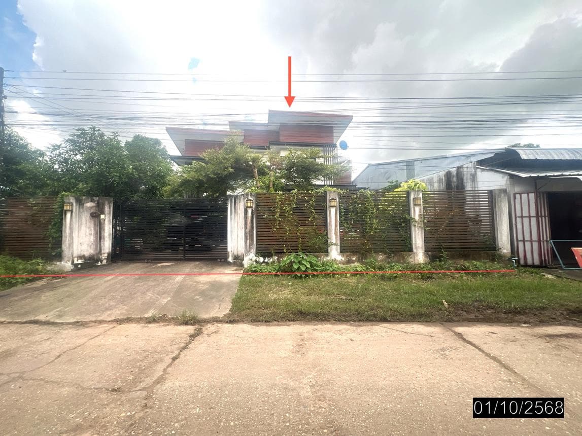 บ้านเดี่ยว ไร่น้อย เมืองอุบลราชธานี 3 ห้องนอน 5 ห้องน้ำ พื้นที่ใช้สอย 233.5 ตร.ม. บนที่ดิน 36 ตร.ว. ทำเลดีเดินทางสะดวก พื้นที่กว้างขวาง ราคาพิเศษ 4.76 ล้าน