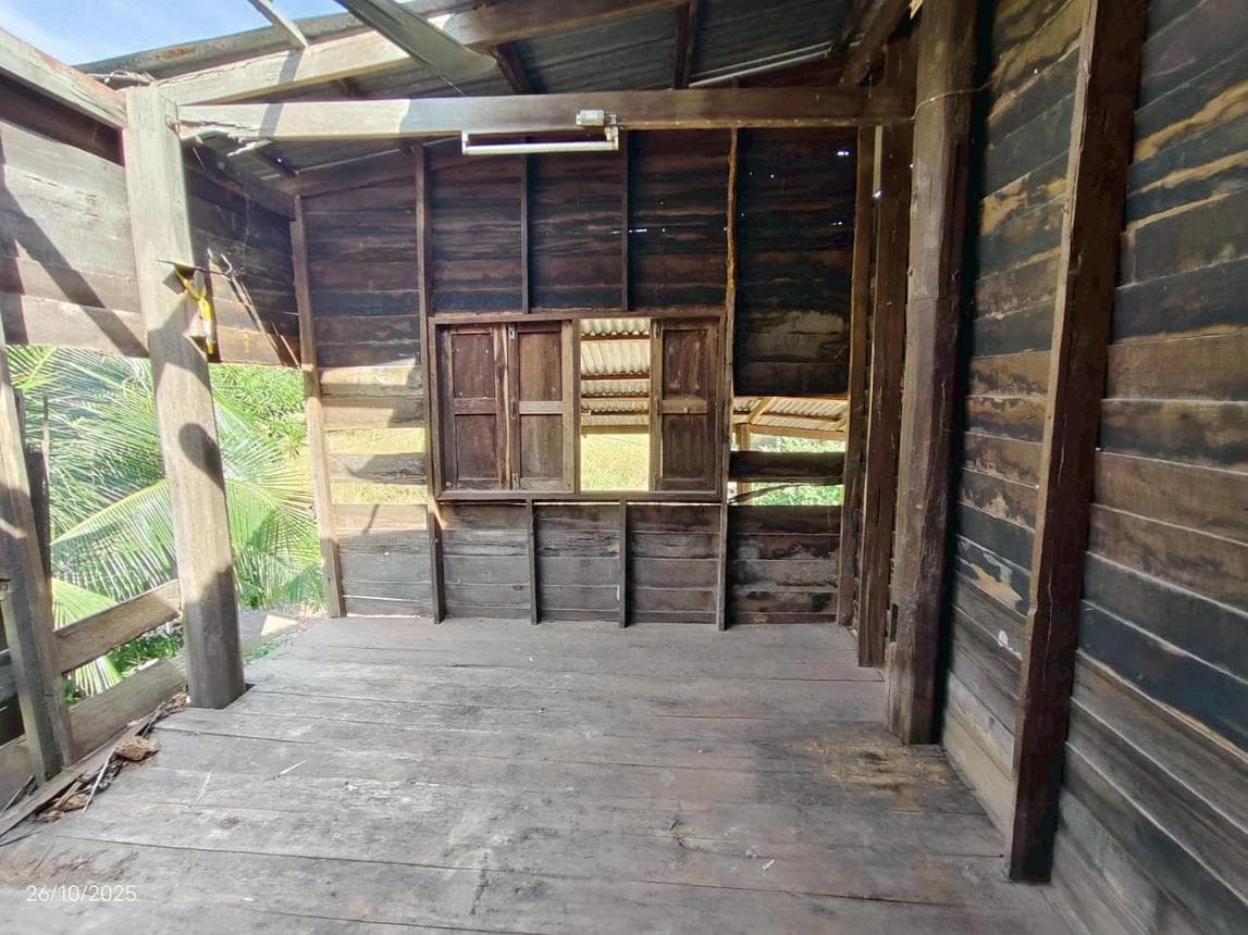 บ้านเดี่ยว 1 ห้องนอน 1 ห้องน้ำ พื้นที่ 214.5 ตร.ม. ทำเลสงบ ใจกลางอำเภอเพ็ญ จ.อุดรธานี