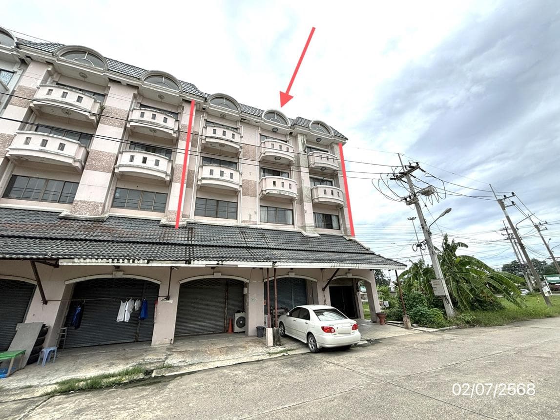 ขายอาคารพาณิชย์โครงการใหญ่พิเศษ พื้นที่ใช้สอย 816 ตร.ม. 12 ห้องน้ำ โครงการกฤษดา ซิตี้ กอล์ฟฮิลล์ 26 ทำเลดี นครชัยศรี นครปฐม