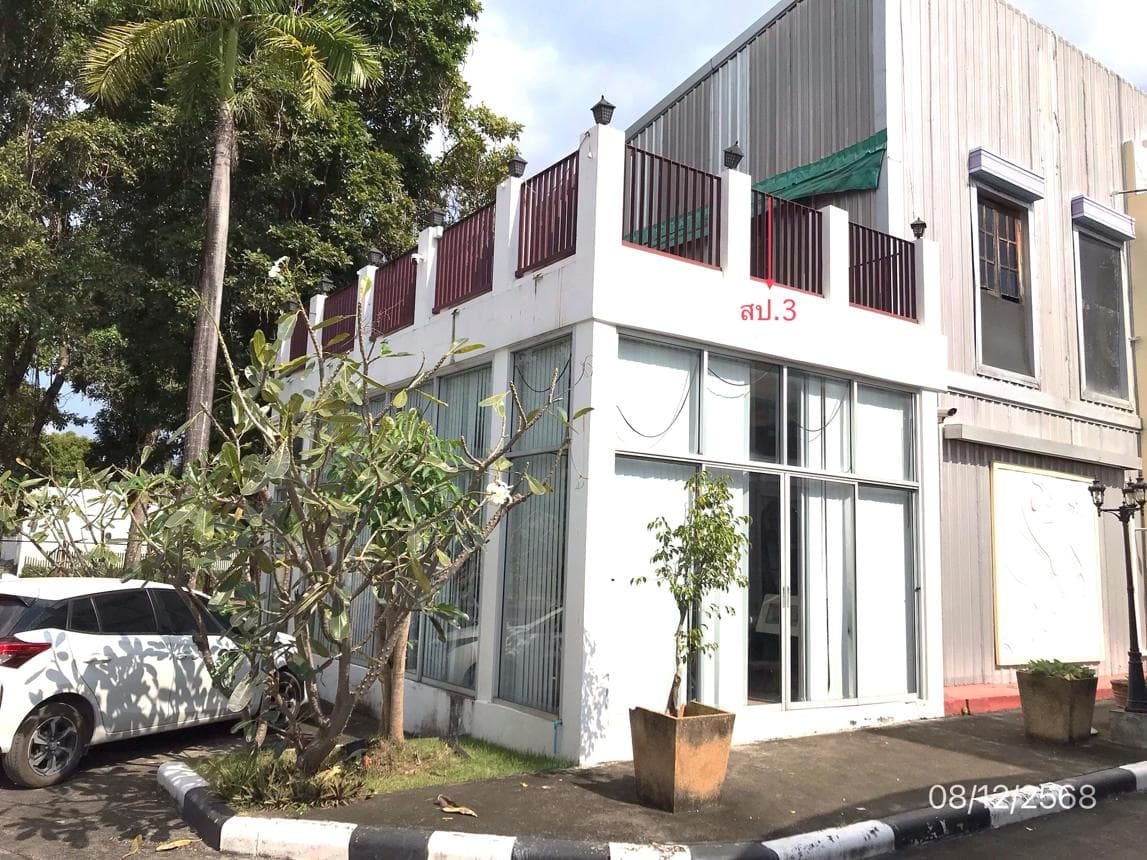 ขายอาคารสำนักงาน สันปูเลย ดอยสะเก็ด เชียงใหม่ พื้นที่ 76 ตร.ว. พื้นที่ใช้สอย 1125.5 ตร.ม. 7 ห้อง 6 ห้องน้ำ