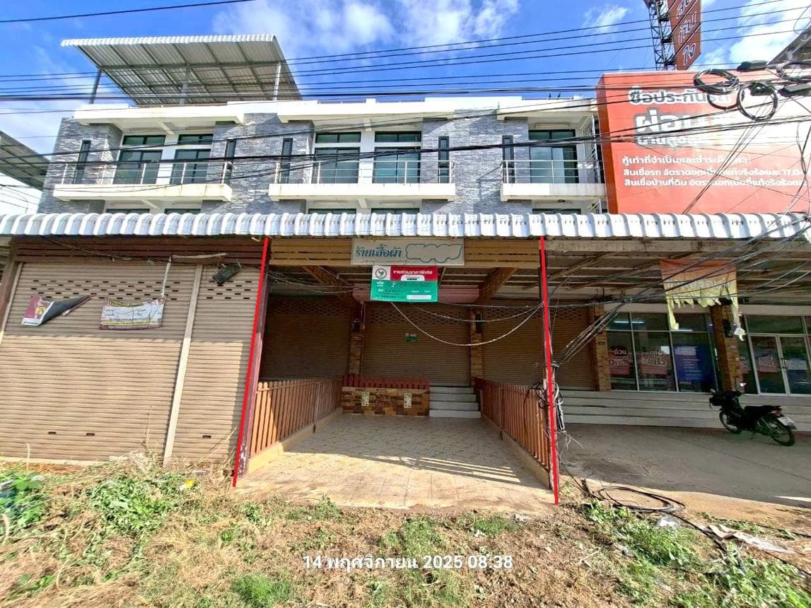 ขายอาคารพาณิชย์ ท่าวุ้ง ลพบุรี ทำเลโพตลาดแก้ว เนื้อที่ 20 ตร.ว. พื้นที่ใช้สอย 172 ตร.ม. 3 ห้องน้ำ สภาพดี เหมาะสำหรับประกอบกิจการและลงทุน