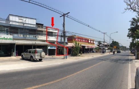 อาคารพาณิชย์ บ้านลาด-เพชรบุรี