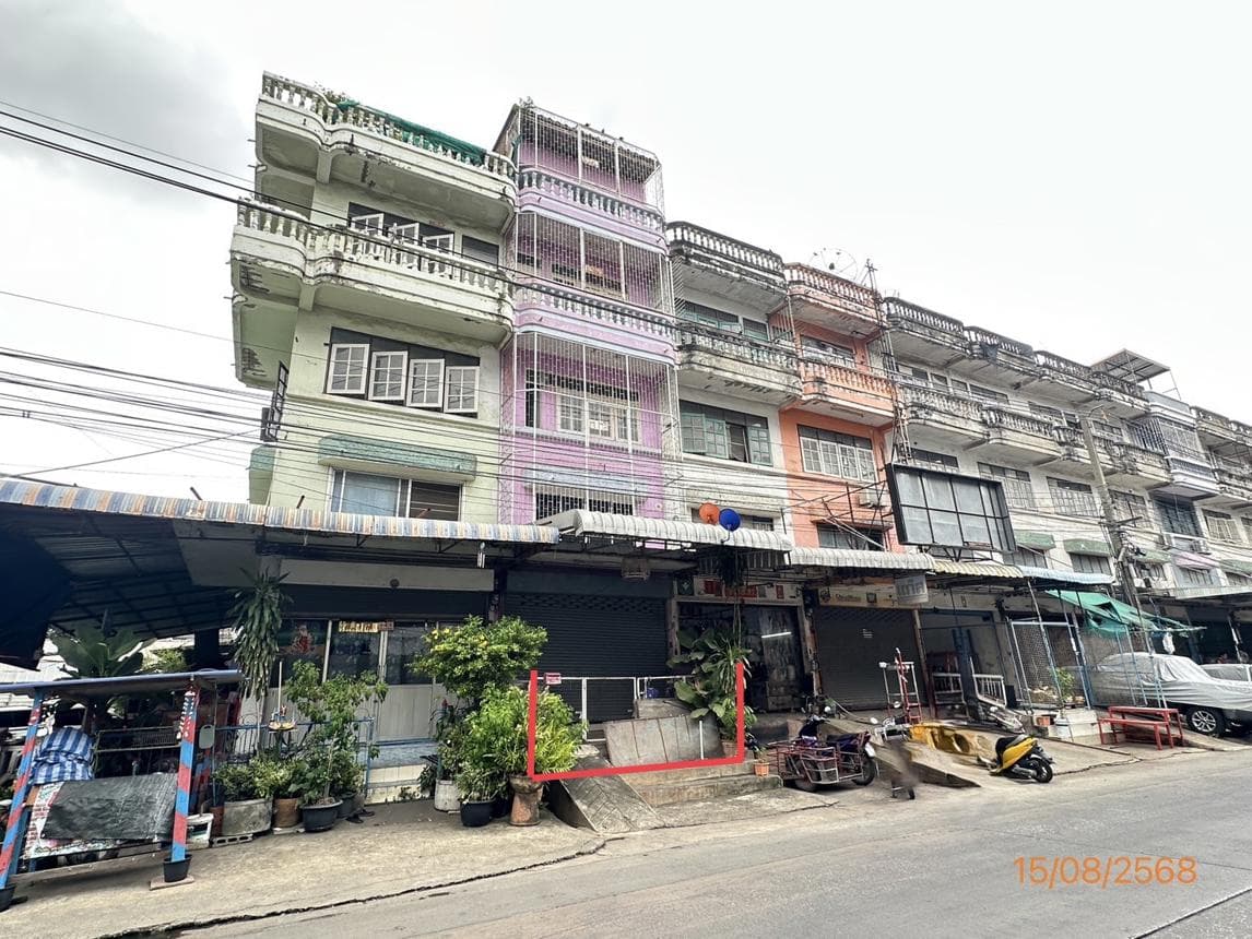 อาคารพาณิชย์ 3 ห้องนอน พื้นที่ 350 ตร.ม. โครงการวงแหวนแสงประทีป ทำเลศักยภาพ ท่าข้าม เขตบางขุนเทียน กรุงเทพมหานคร