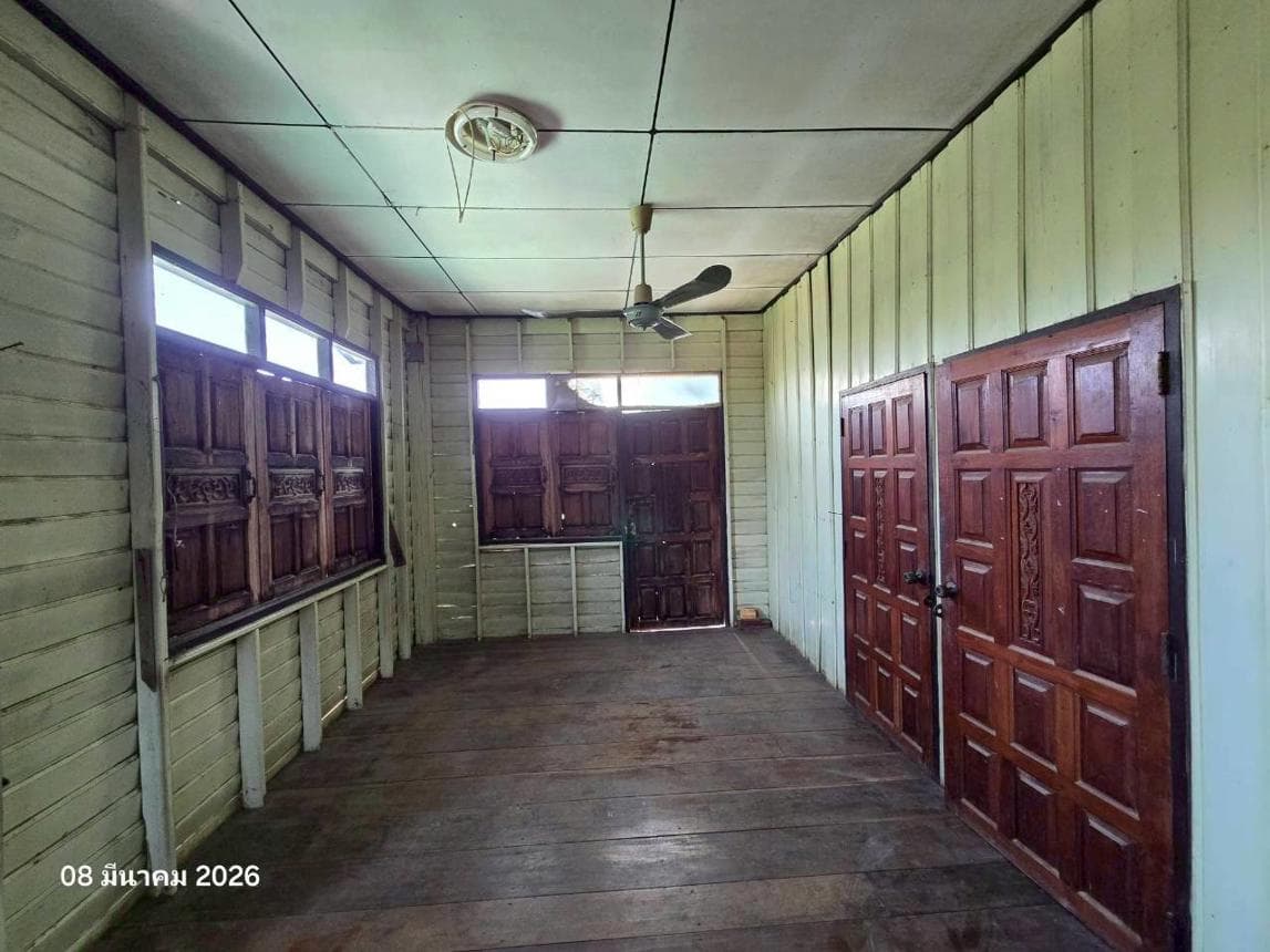 บ้านเดี่ยว ท่าไม้ พรานกระต่าย กำแพงเพชร 2 ห้องนอน 2 ห้องน้ำ พื้นที่ 136.5 ตร.ม. ทำเลสงบ พื้นที่ใช้สอยกว้างขวาง ราคาคุ้มค่าเพียง 7.02 แสน