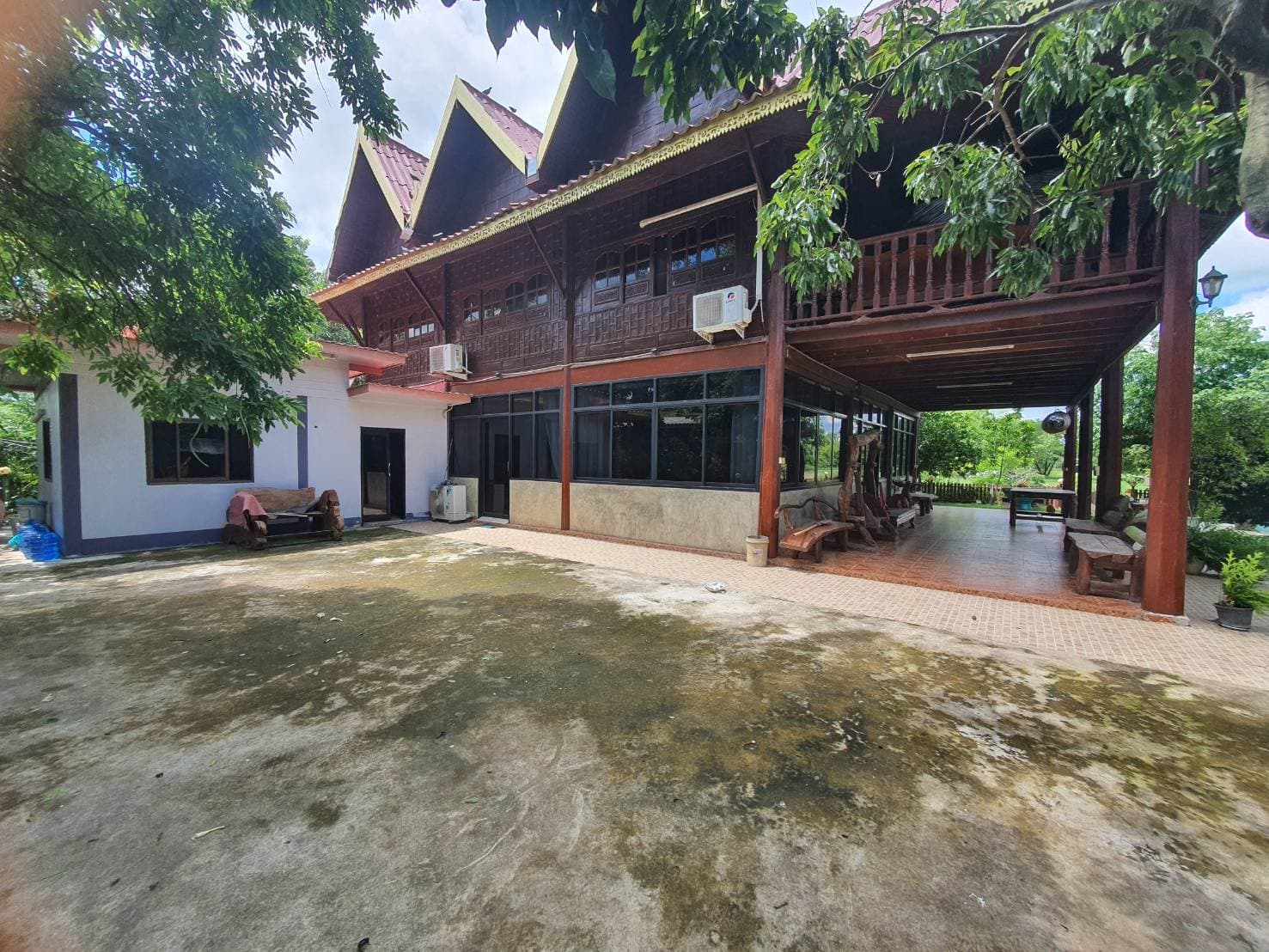 ที่ดินพร้อมสิ่งปลูกสร้าง เมืองยโสธร ยโสธร