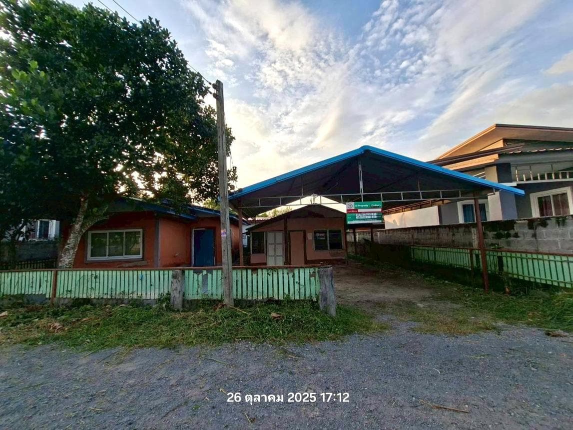 บ้านเดี่ยว แม่น้ำคู้ ปลวกแดง ระยอง 1 ห้องนอน 1 ห้องน้ำ พื้นที่ 52.75 ตร.ม. บนที่ดินกว้างขวาง 62.4 ตร.ว. ทำเลดีบรรยากาศสงบ ใกล้แหล่งงานปลวกแดง ราคาพิเศษ 1.36 ล้าน