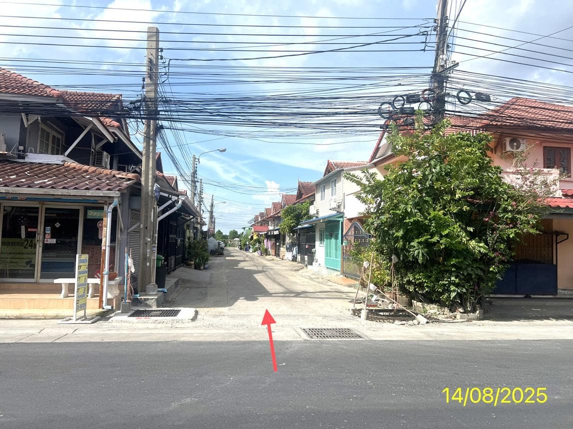 ทาวน์เฮ้าส์ พฤกษา 3 พิมลราช บางบัวทอง นนทบุรี 4 ห้องนอน 2 ห้องน้ำ พื้นที่ 111 ตร.ม. ทำเลชุมชนน่าอยู่ เดินทางสะดวกด้วยรถสาธารณะ ราคาพิเศษ 1.7 ล้าน