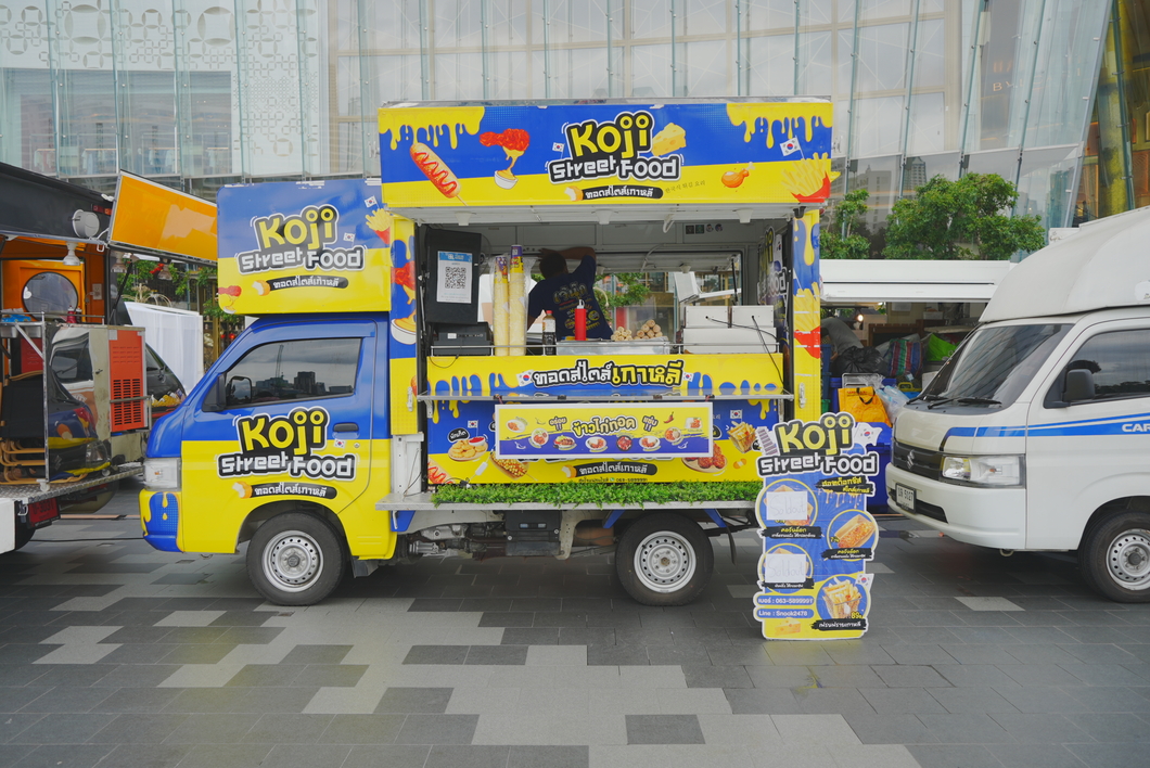 ‘นภินทร’ ชวนชิม ปล่อยคาราวาน Food Truck กว่า 100 คัน บุกห้างไอคอนสยาม ชิมอาหาร Street Food ชมวิวเต็ม 10 ริมแม่น้ำเจ้าพระยา เริ่มแล้ววันนี้ 30 มิ.ย.67