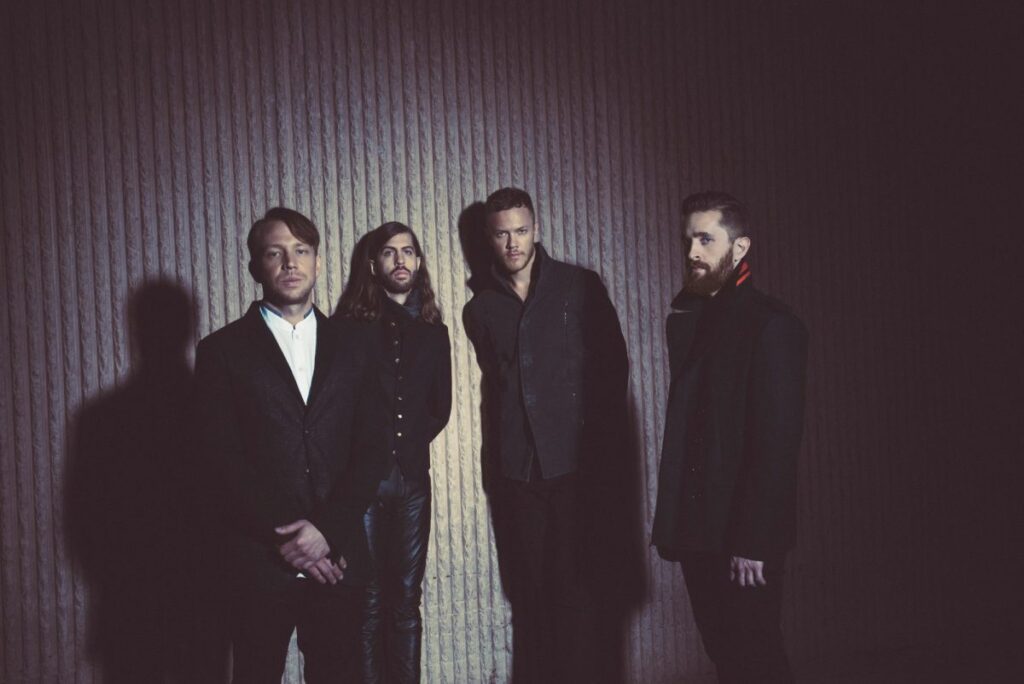 Imagine Dragons ฉลอง 10 ปีอัลบั้มในตำนานด้วย Reflections (from the Vault of Smoke + Mirrors) รวมเดโม่ 14 เพลงที่ไม่เคยได้ยินมาก่อน พร้อมเพลงใหม่ “Strange Ways”