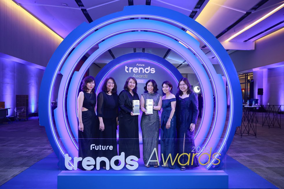 “ทีทีบี” คว้า 2 รางวัลแห่งความภาคภูมิใจ จากเวที Future Trends Awards 2025 นั่งแท่นแบรนด์ต้นแบบที่พนักงานอยากทำงานด้วย พร้อมเป็นผู้นำสร้างสรรค์ด้านเทคโนโลยี