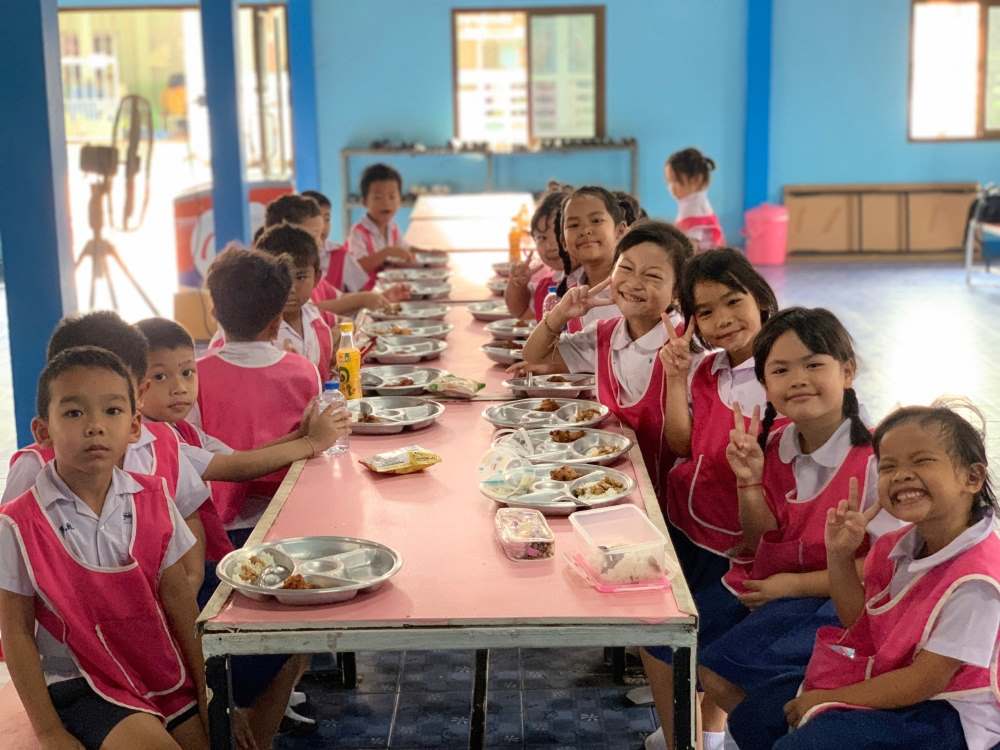 ปันความสุข เติมรอยยิ้ม กับกิจกรรม “ดั๊บเบิ้ล เอ เลี้ยงน้องวันเกิด ครั้งที่ 138”