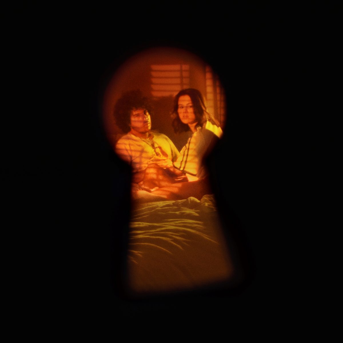 Selena Gomez & benny blanco เล่าซีนหวานฉ่ำในเดตแรกผ่านเพลงใหม่ “Sunset Blvd” รอฟังอัลบั้มของคู่รักพร้อมกัน 21 มี.ค. นี้