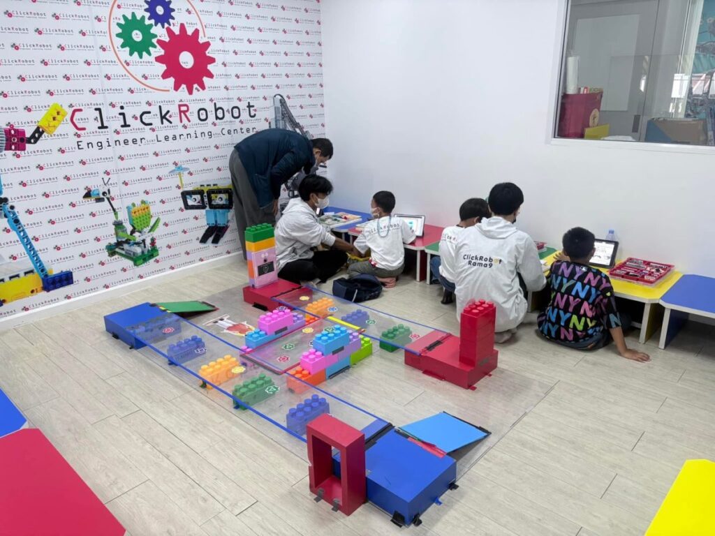 เดอะไนน์ เซ็นเตอร์ พระราม 9 ชี้เป้า 5 สถาบัน จัดโปรเด็ด รับปิดเทอมเพิ่มทักษะนอกห้องเรียน