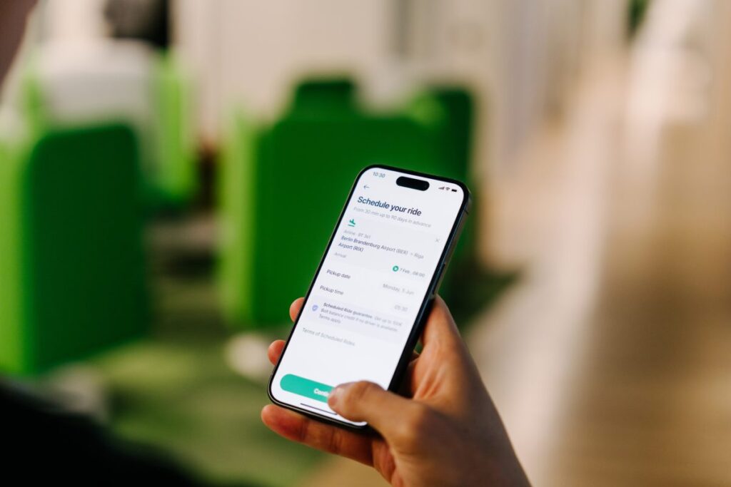 ครั้งแรกในไทย! โบลท์ (Bolt) เปลี่ยนโฉมการเดินทาง เปิดบริการติดตามเที่ยวบินในแพลตฟอร์มเรียกรถ