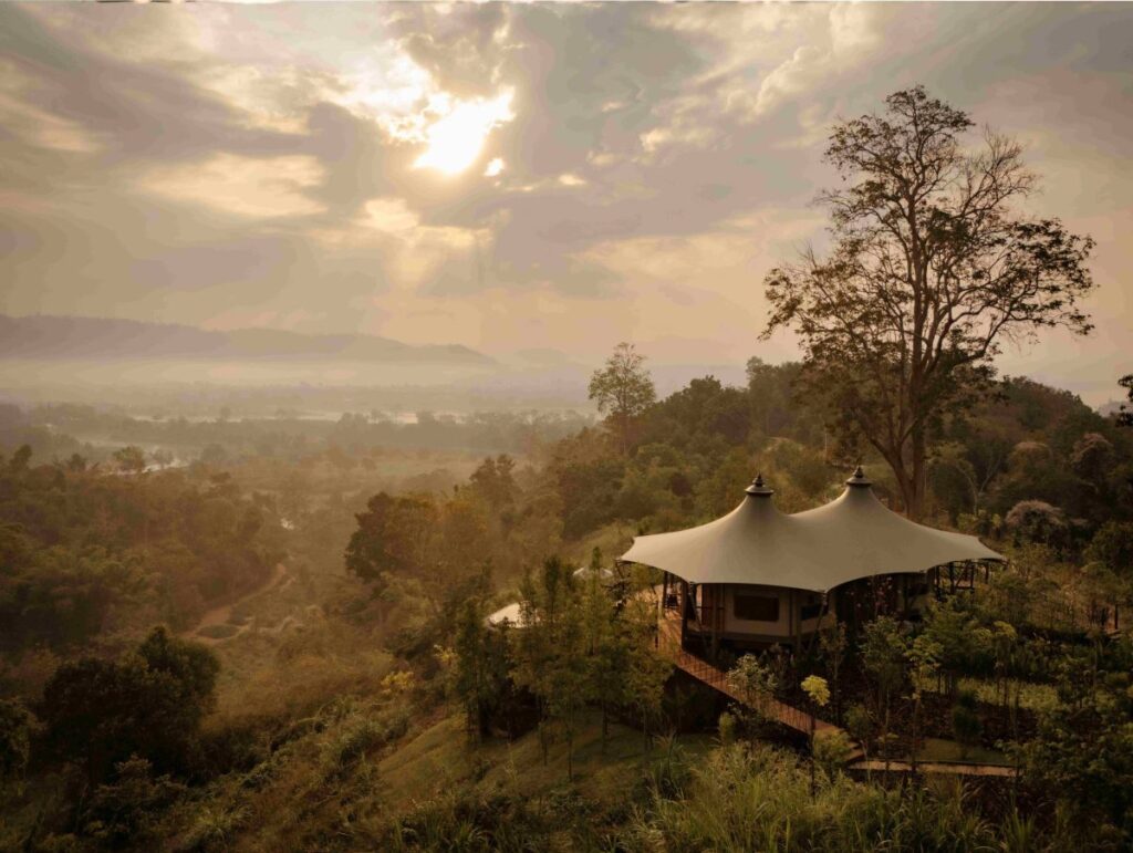 อนันตราสามเหลี่ยมทองคำ เชียงราย เปิดตัว The Mekong Explorer Tent เต้นท์แคมป์สุดหรู