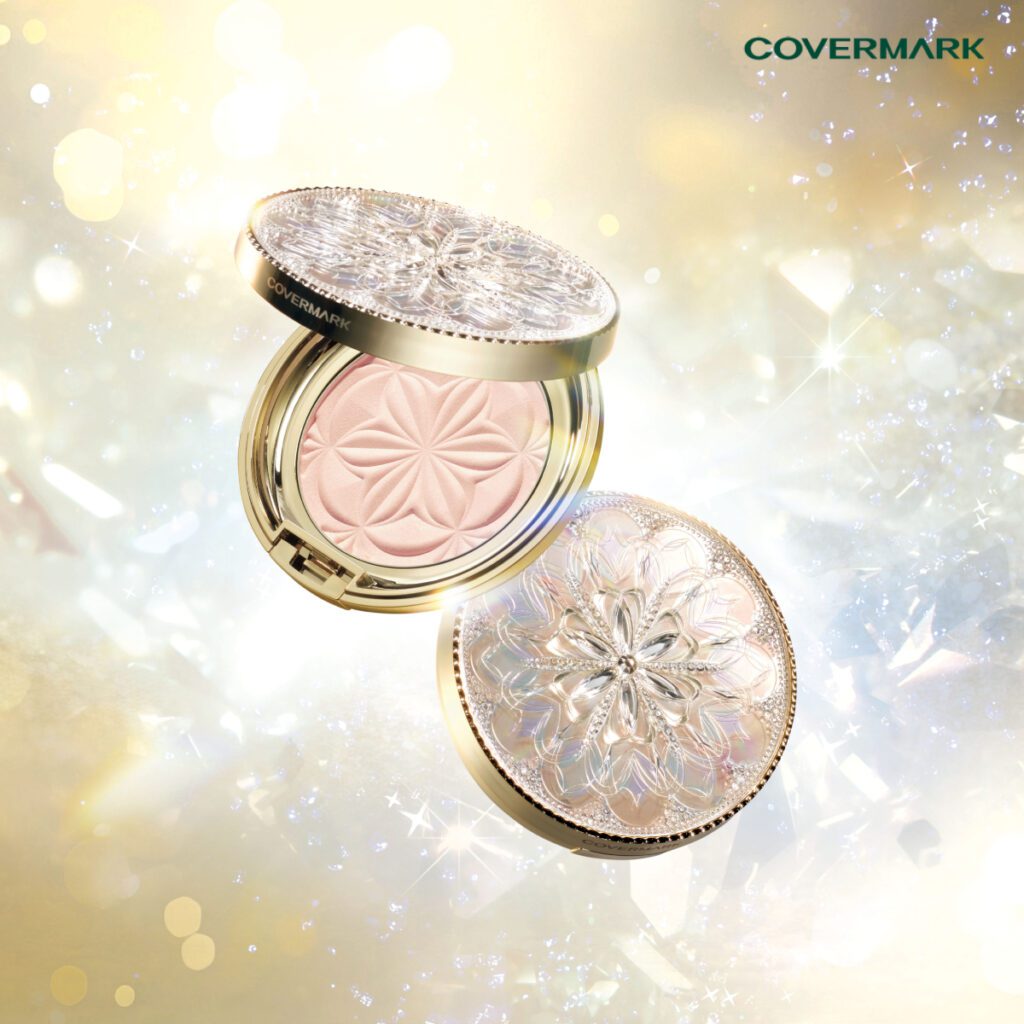 เติมความไบรท์ให้ผิวด้วยแป้งฝุ่นอัดแข็ง Faceup Pressed Powder จาก COVERMARK