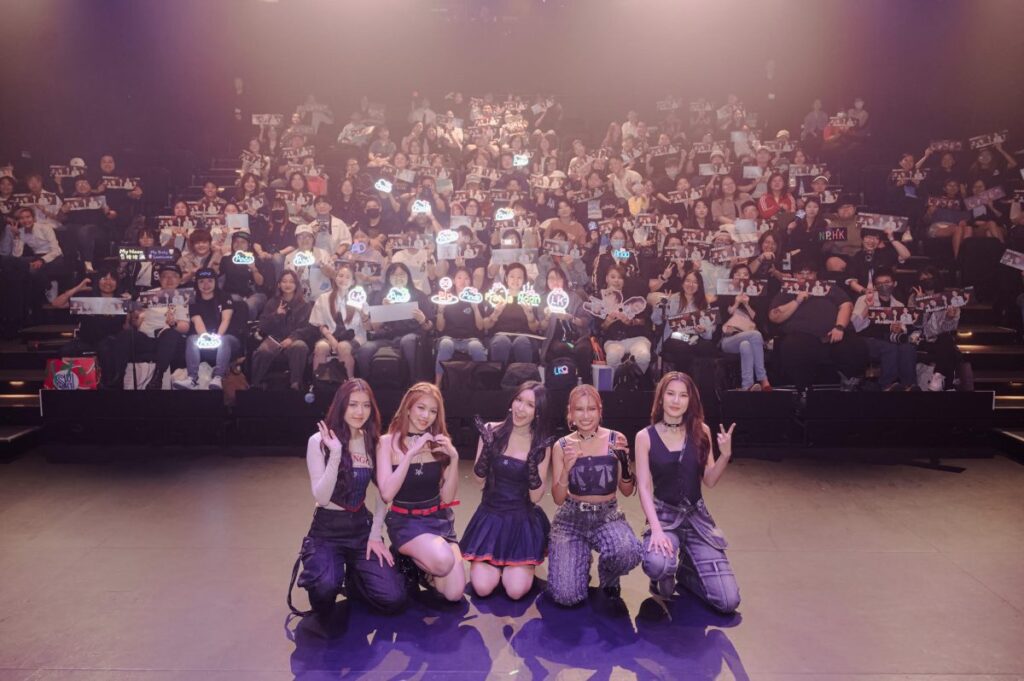 โซจึ้ง เกิร์ลกรุป COSMOS SUN ทำถึง! ในงาน COSMOS SUN 1ST OVERSEAS FANMEET ขนเพลงฮิตโชว์ศักยภาพ T-POP ที่สิงคโปร์