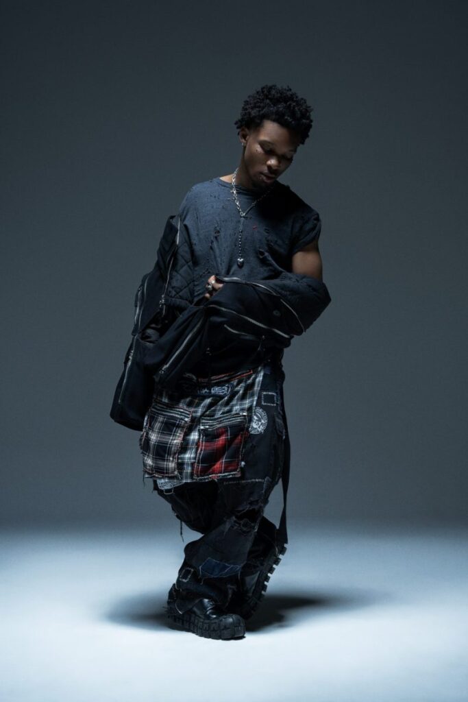 ไวรัลทั่วโซเชียล! “Feel It” เพลงฟังสนุกสไตล์ฟังกี้จาก d4vd กลับเข้าชาร์ตเพลงทั่วโลก เตรียมปล่อยอัลบั้มใหม่-ขึ้นเวที Coachella เม.ย. นี้