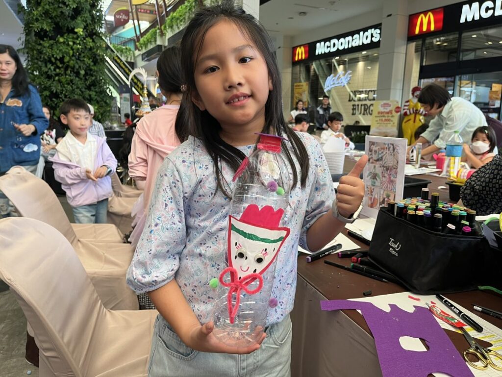 Recycle Eco Market โดนใจเด็กสายกรีนอินเทรนด์ สร้างสรรค์ผลงานรีไซเคิล จุดประกายไอเดียรักษ์โลก @เดอะไนน์ เซ็นเตอร์ พระราม 9