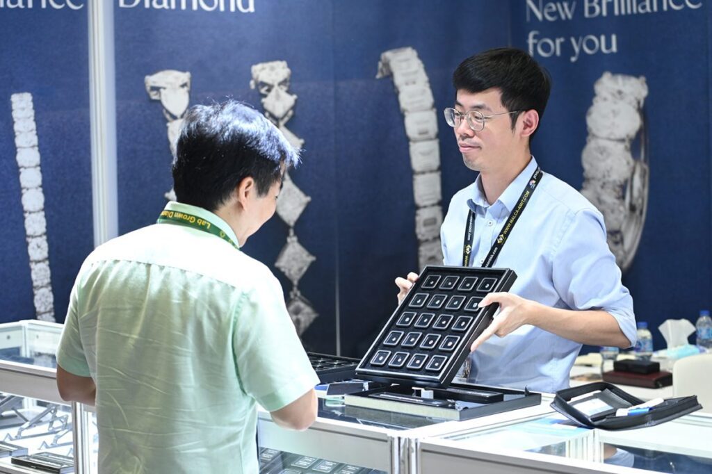 Jewellery & Gem ASEAN Bangkok 2025 พร้อมเปิดฉากอย่างยิ่งใหญ่ รวบรวมสุดยอดอัญมณีและเครื่องประดับจากทั่วโลก สู่ศูนย์กลางการค้าของอาเซียน