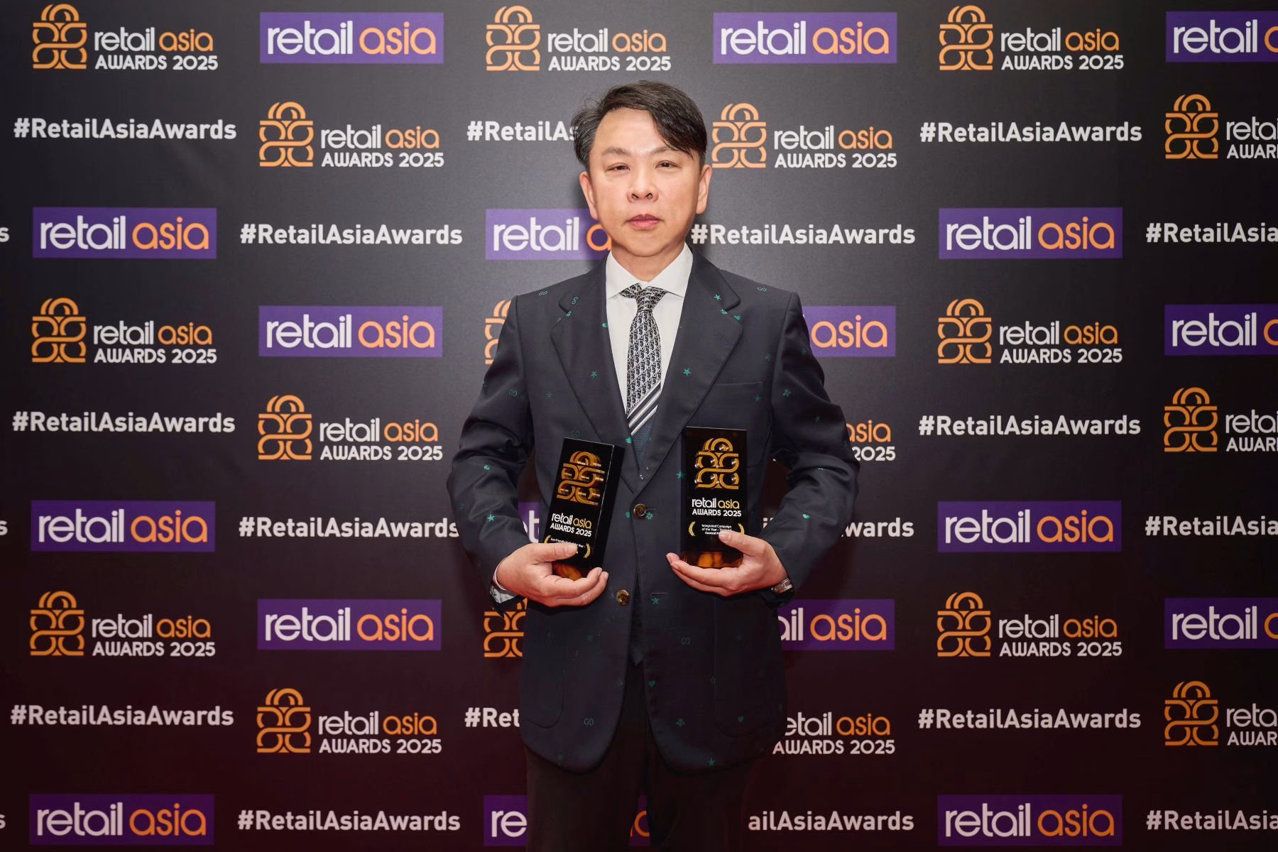 2 Dr. Nattakit Tangpoonsinthana, Chief Marketing Officer For Central Pattana Plc