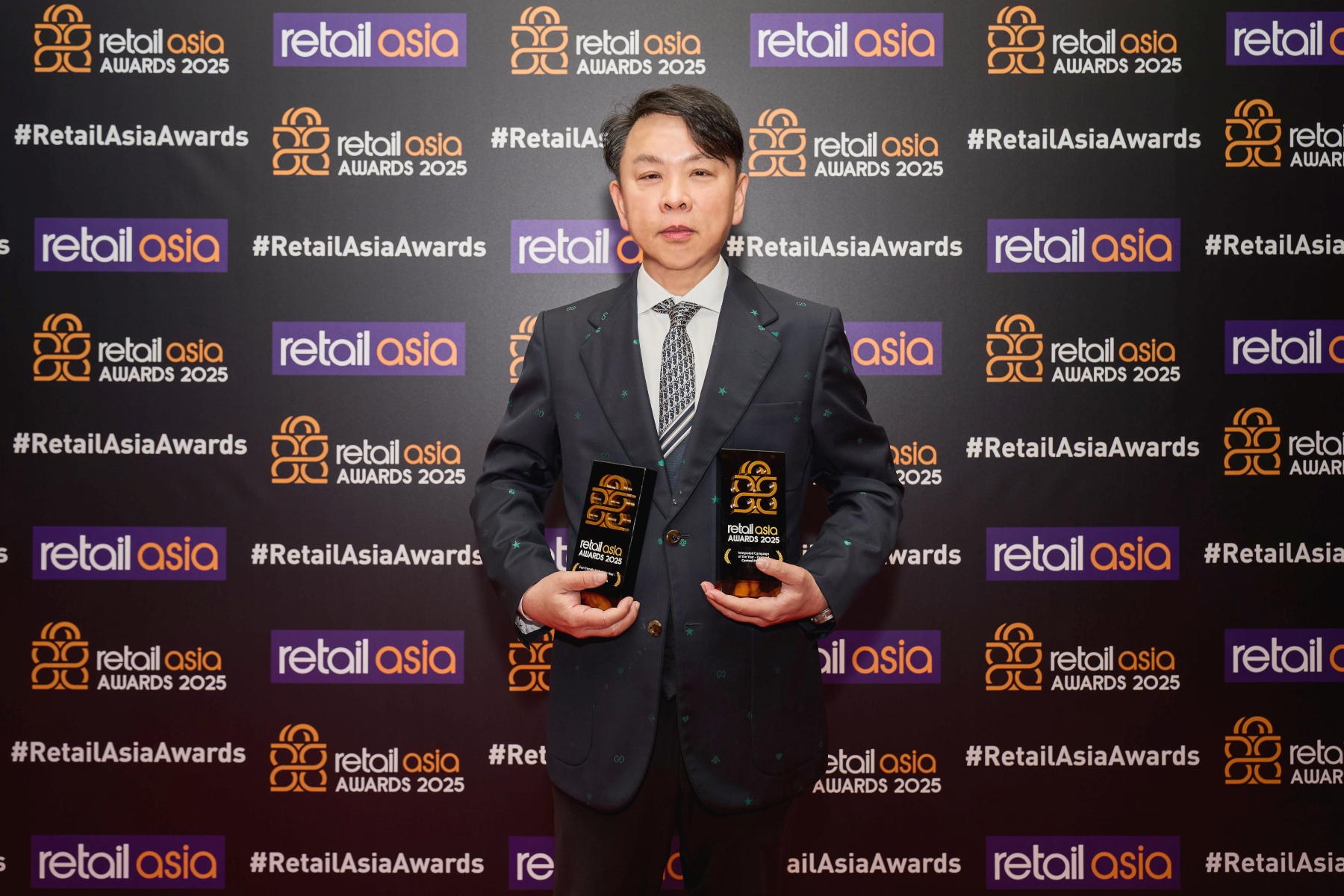 2 Dr. Nattakit Tangpoonsinthana, Chief Marketing Officer For Central Pattana Plc