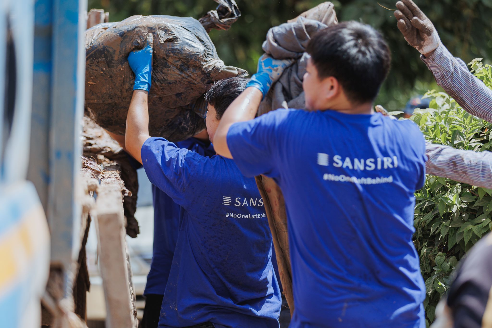 4.no One Left Behind