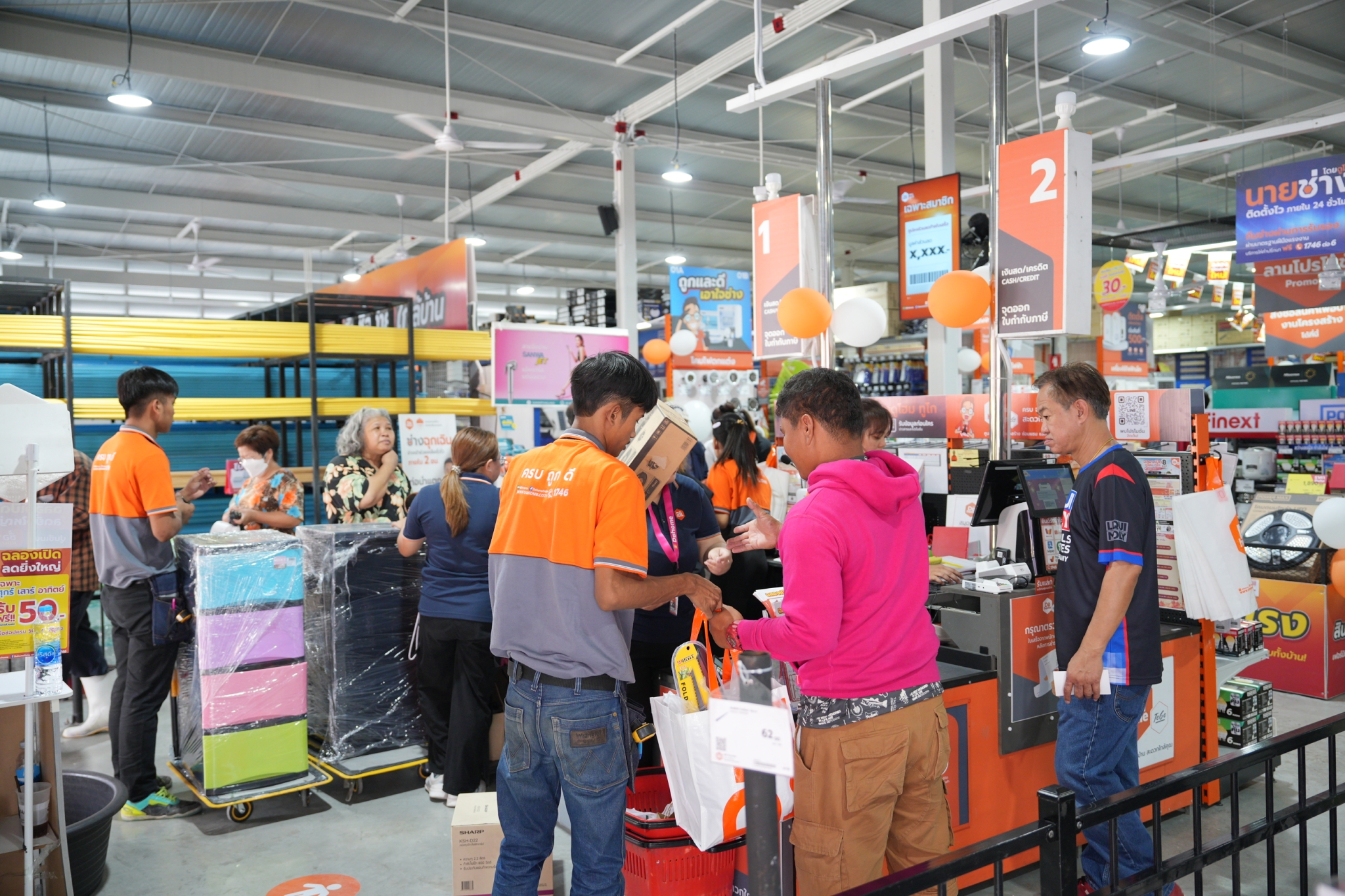 Grand Opening Togo 07