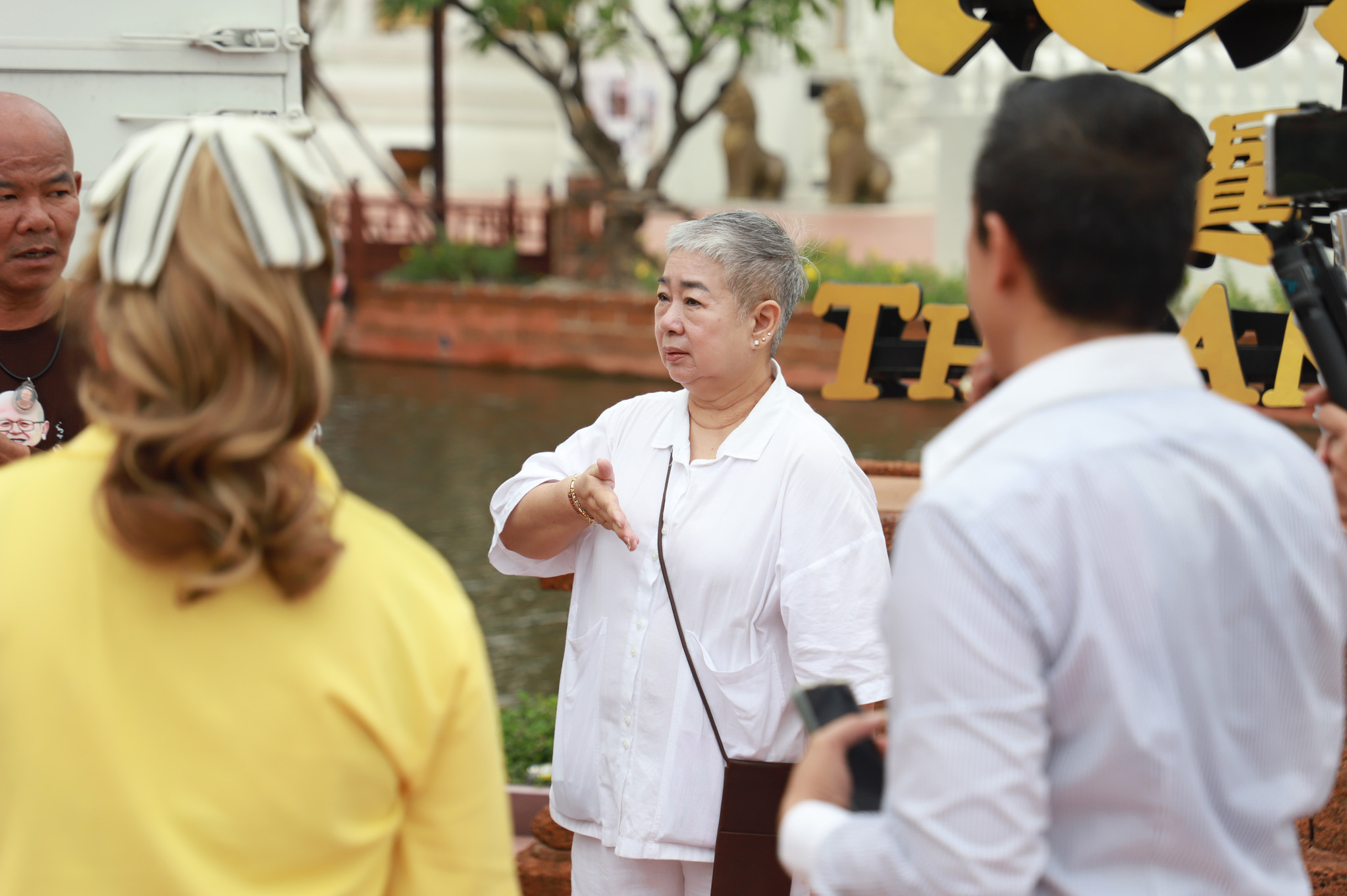 วิริยะประกันภัย สนับสนุนรถประกอบอาหารเพื่อนพึ่ง (ภาฯ) เพื่อช่วยเหลือผู้ประสบภัย น้อมถวายเป็นพระราชกุศล ร.10