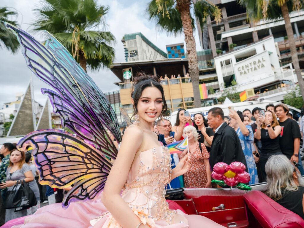 เซ็นทรัลพัฒนา สร้างประวัติศาสตร์หนึ่งเดียวฉลอง Pride Month ครอบคลุมทุกภูมิภาคทั่วไทย ต้อนรับมหาชนกว่า 1.3 ล้านชีวิตร่วมแสดงตัวตนอย่างภาคภูมิ