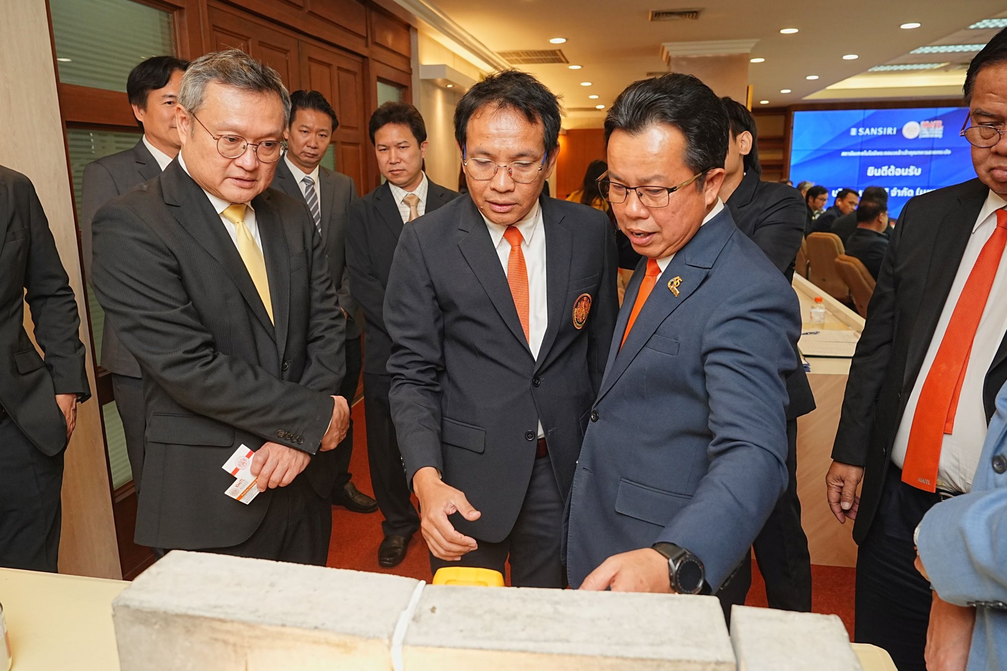 สู่มาตรฐานใหม่! “แสนสิริ – สจล.” พัฒนาพรีคาสท์เสริมกราฟีน มุ่งสู่เทคโนโลยีก่อสร้างแห่งอนาคต พลิกโฉมอุตสาหกรรมอสังหาฯ ไทย