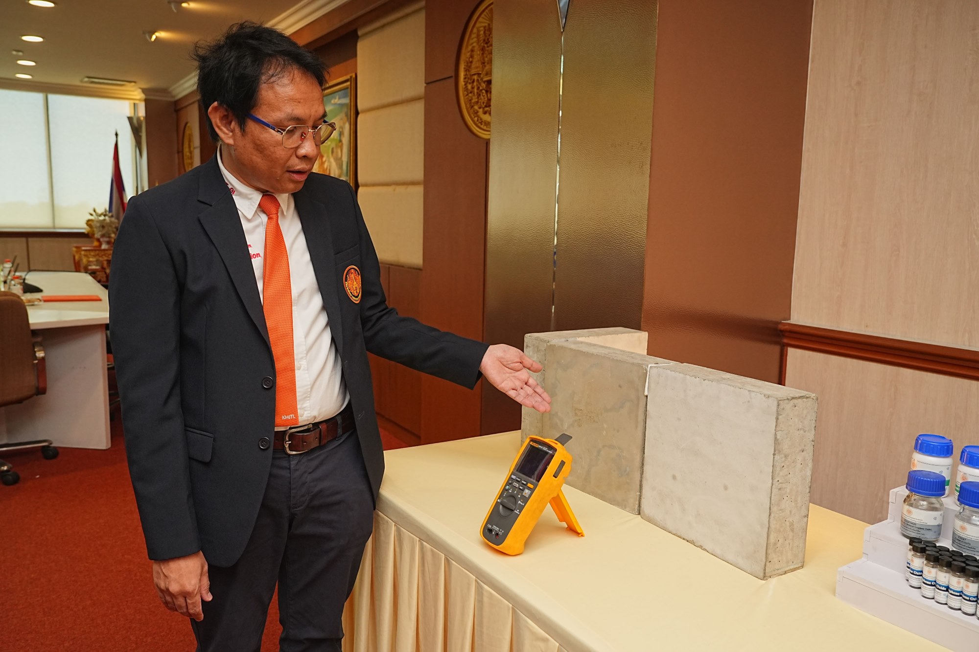 สู่มาตรฐานใหม่! “แสนสิริ – สจล.” พัฒนาพรีคาสท์เสริมกราฟีน มุ่งสู่เทคโนโลยีก่อสร้างแห่งอนาคต พลิกโฉมอุตสาหกรรมอสังหาฯ ไทย