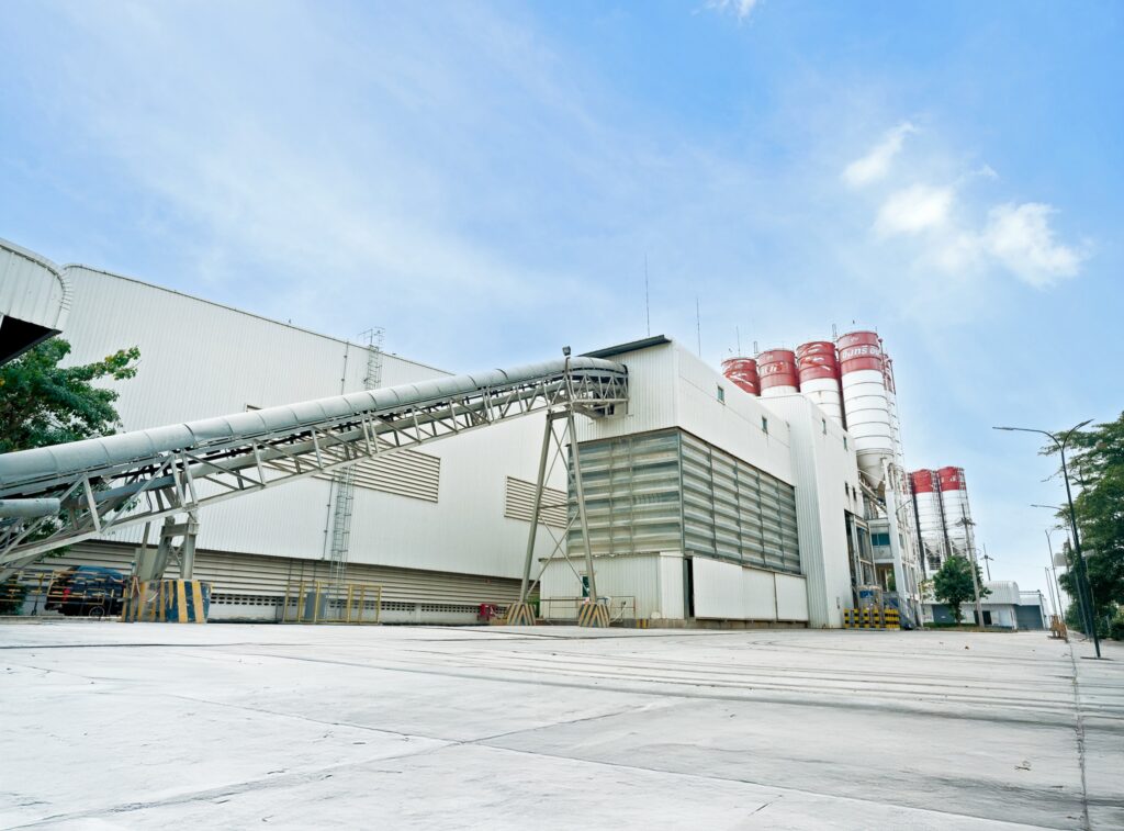 พฤกษา – อินโน พรีคาสท์ จัดเสวนาเซ็ทมาตรฐานบ้านปลอดภัย ชู “พรีคาสท์” นวัตกรรมเสริมแกร่งบ้าน ต้านไหวทุกภัยพิบัติ