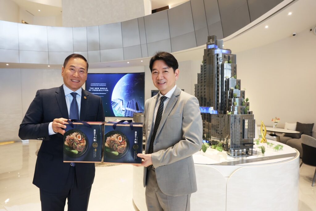 ออริจิ้น ปิดบิ๊กดีล “ออริจิ้น ทองหล่อ เวิลด์” มูลค่ากว่า 500 ล้านบาท กับ ‘อังเดร คู’ มหาเศรษฐีแห่งไต้หวัน