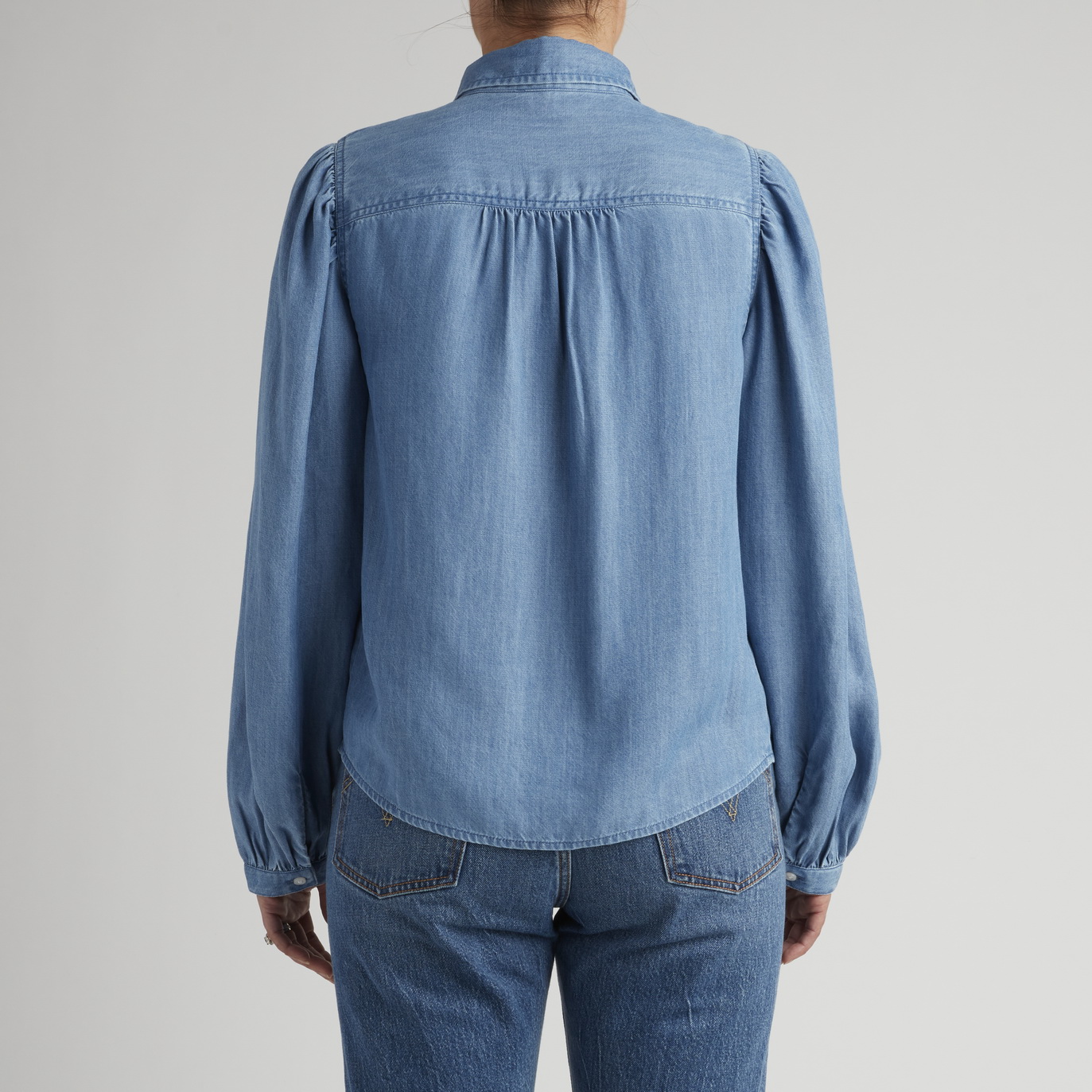 Levi’s® เติมเต็มความเท่สไตล์ Baggy ด้วยรูปทรงใหม่ในคอลเลคชันฤดูใบไม้ร่วงและฤดูหนาว 2025