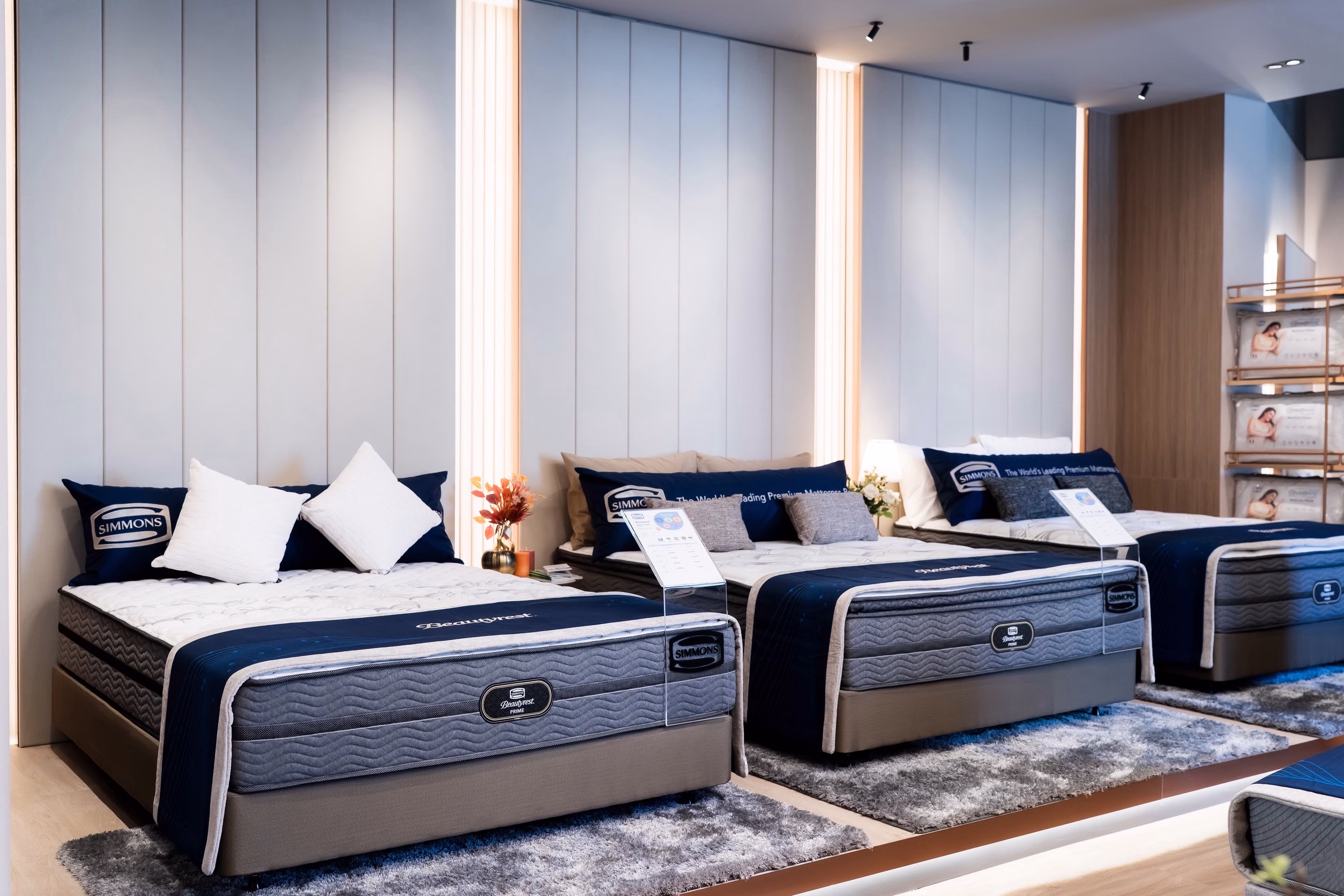 ซิมมอนส์รุกขยายตลาดในประเทศไทย เปิดตัว “simmons Gallery ทองหล่อ” ยกระดับประสบการณ์การนอนระดับพรีเมียม พร้อมเสริมความแข็งแกร่งในตลาดอาเซียน