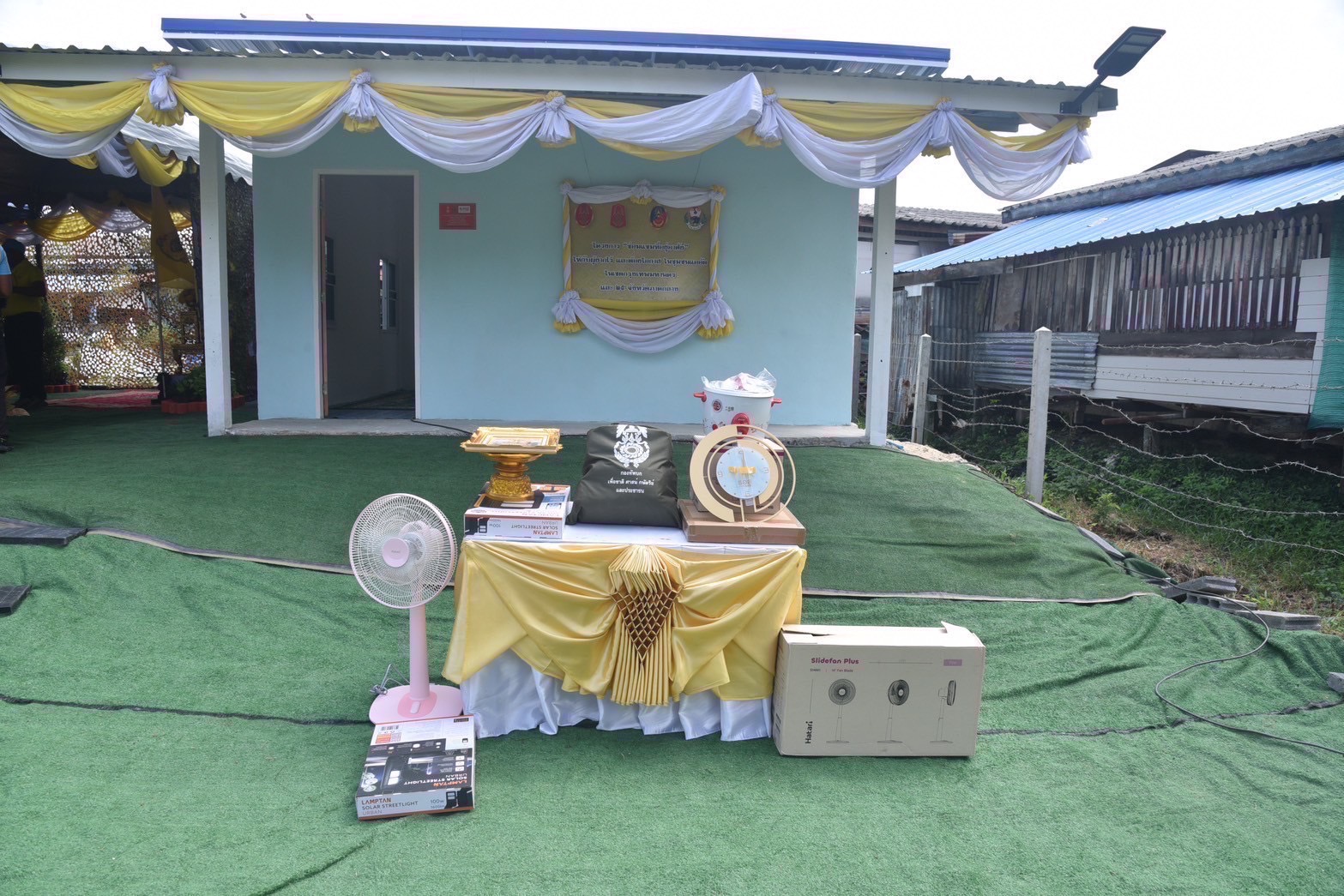 ธอส. ร่วมกับ กองทัพภาคที่ 1 ส่งมอบบ้านให้ผู้ยากไร้ เพื่อเฉลิมพระเกียรติพระบาทสมเด็จพระเจ้าอยู่หัว เนื่องในโอกาสวันเฉลิมพระชนมพรรษา 28 กรกฎาคม 2568