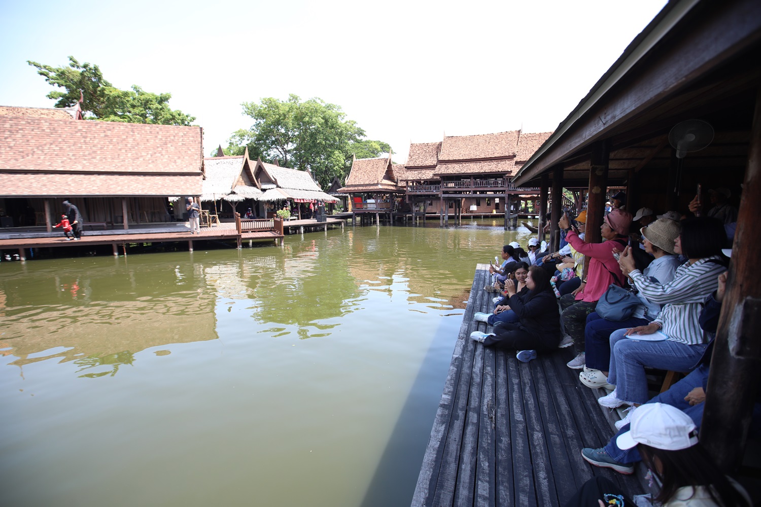 วิริยะประกันภัย จัดกิจกรรมอยากเล่าเรื่องให้เพื่อนฟังครั้งที่ 12 “viriyah Privileges ทริปเมืองโบราณ สู่ประสบการณ์สุดประทับใจ”