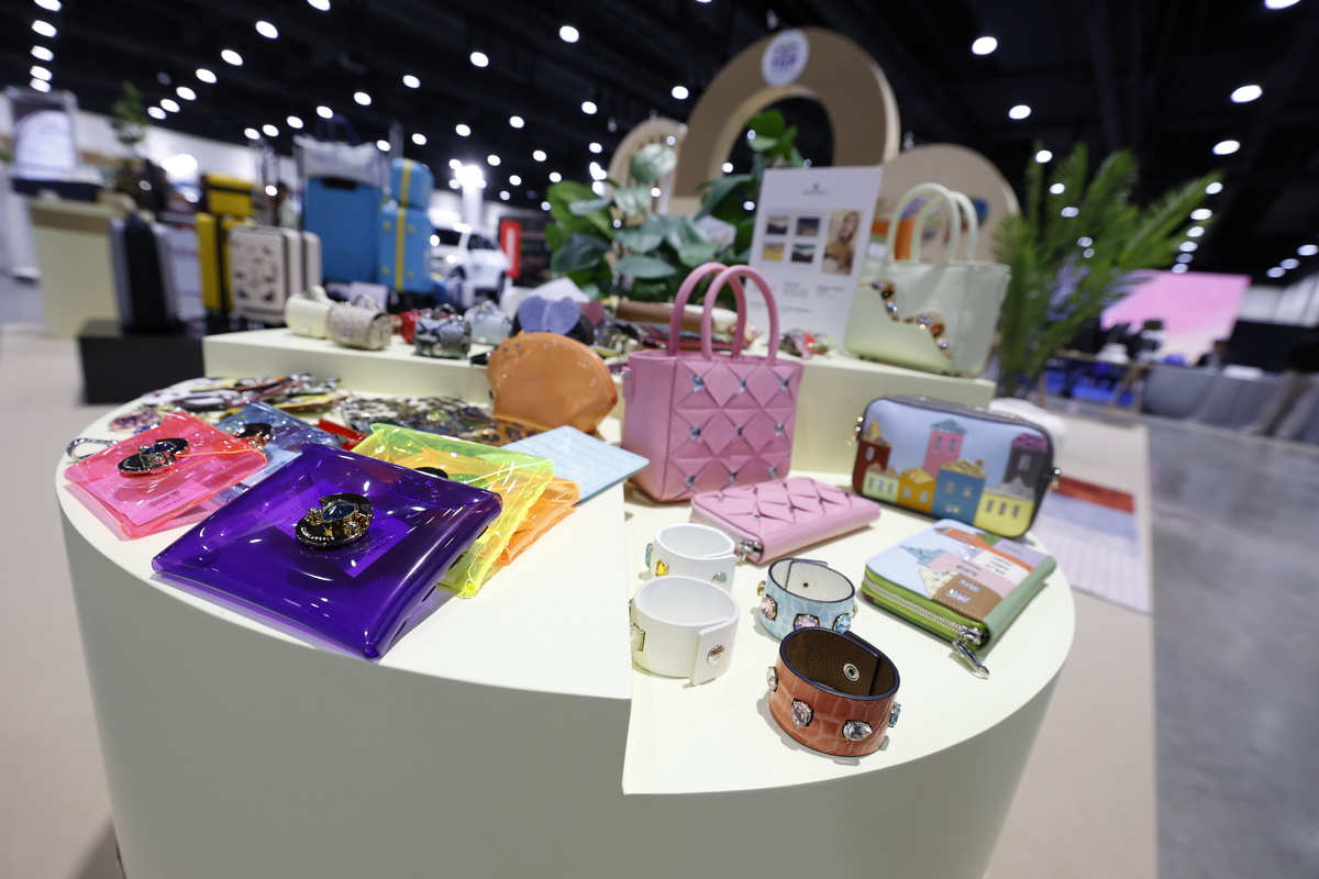 ประตูสู่อุตสาหกรรมสร้างสรรค์เปิดแล้ว งาน Bangkok Character & Creative Ip Show 2025 ต่อยอดทรัพย์สินทางปัญญาสู่ผลิตภัณฑ์มูลค่าสูง เสริมไทยแข็งขันได้ในตลาดโลก